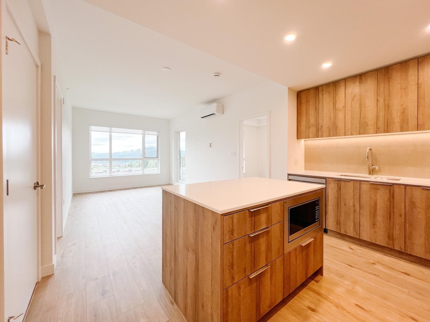 607 - 3596 Malsum Drive, North Vancouver, V7G 0B2 — photo 3