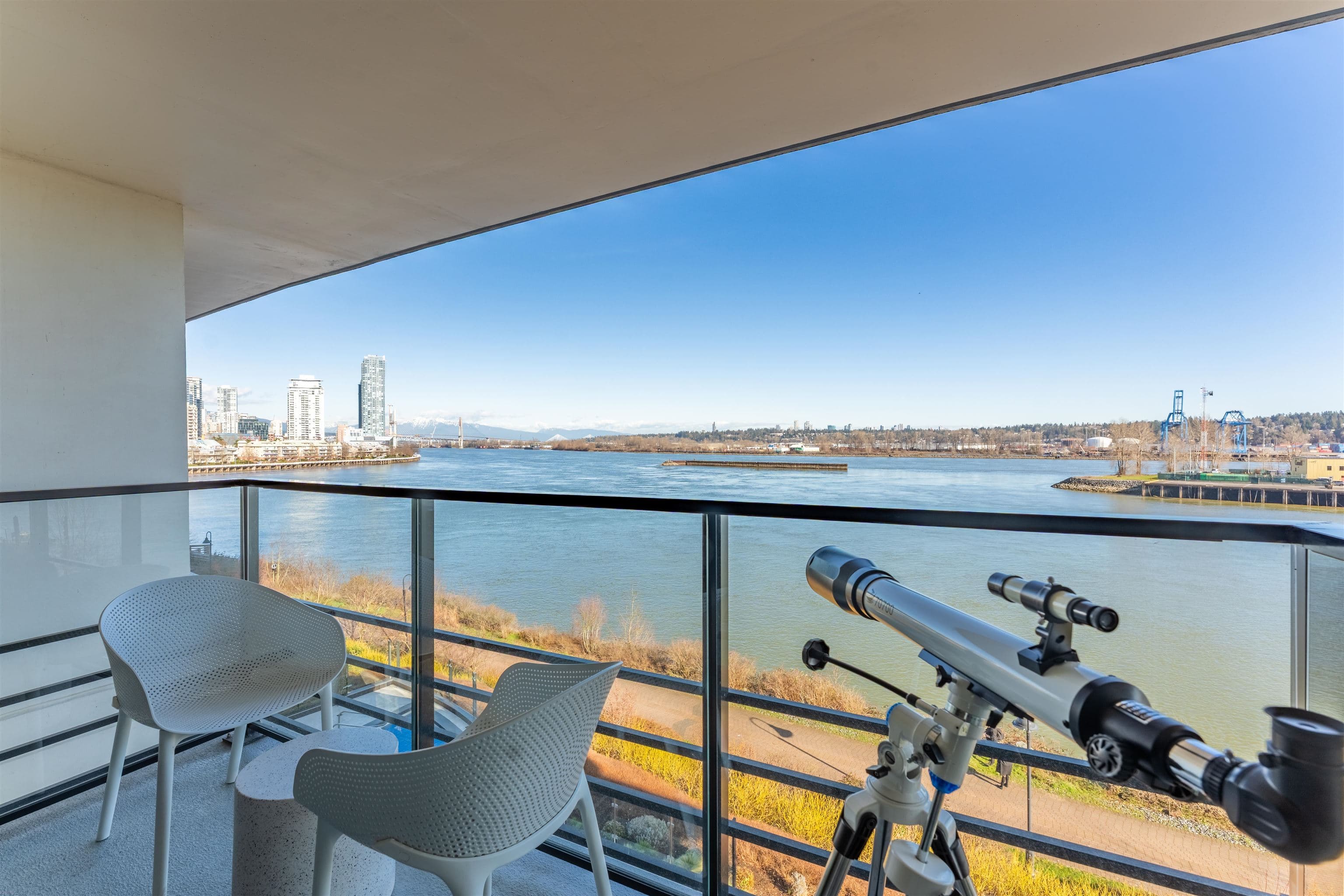 TH509 - 210 Salter Street, New Westminster