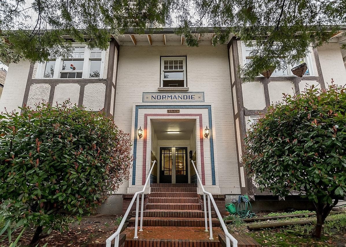 202 - 1425 Haro Street, Vancouver, V6G 1G2 — photo 2