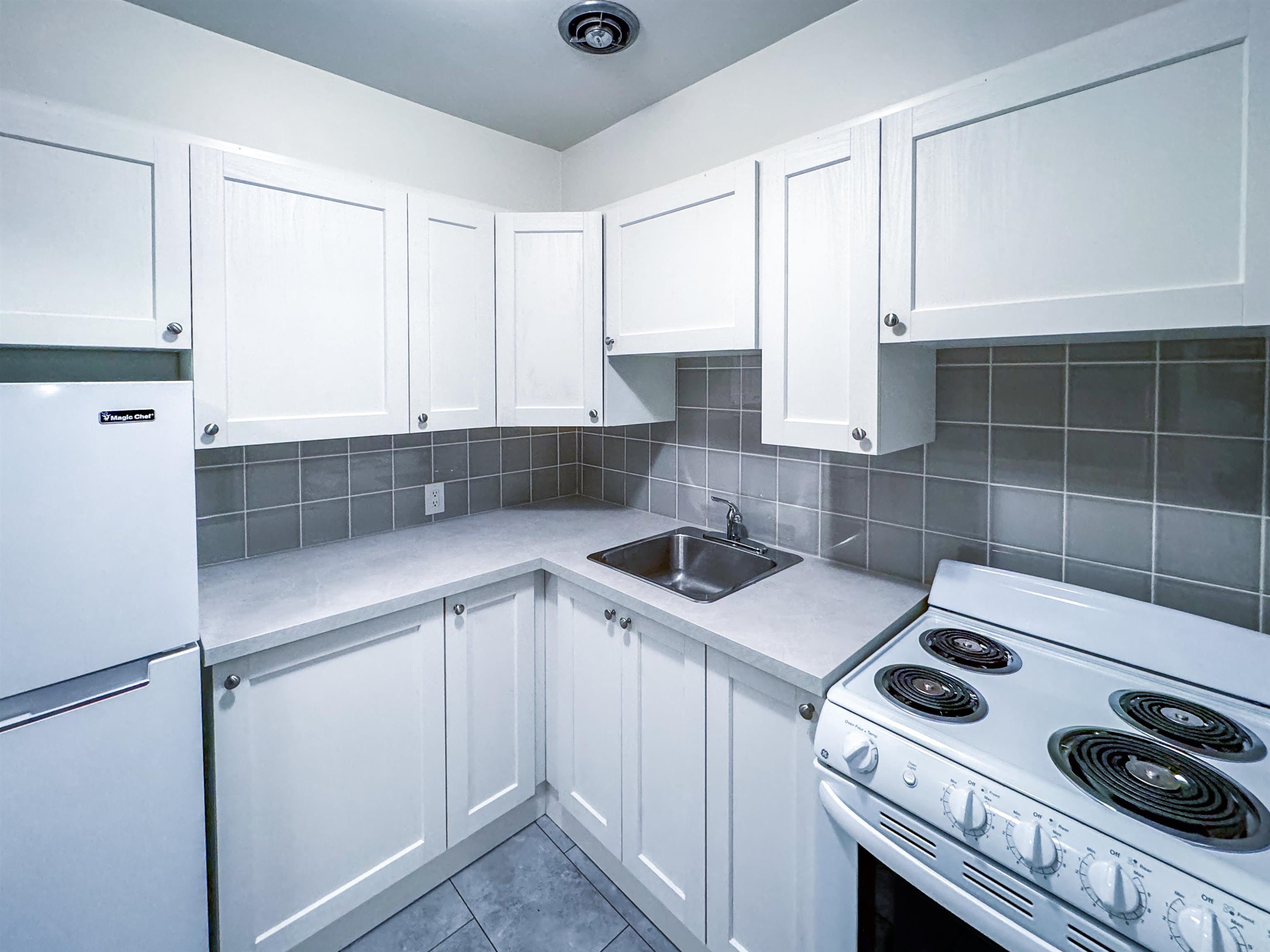 105 - 1925 Nelsonstreet, Vancouver, V6G 1K9 — photo 5