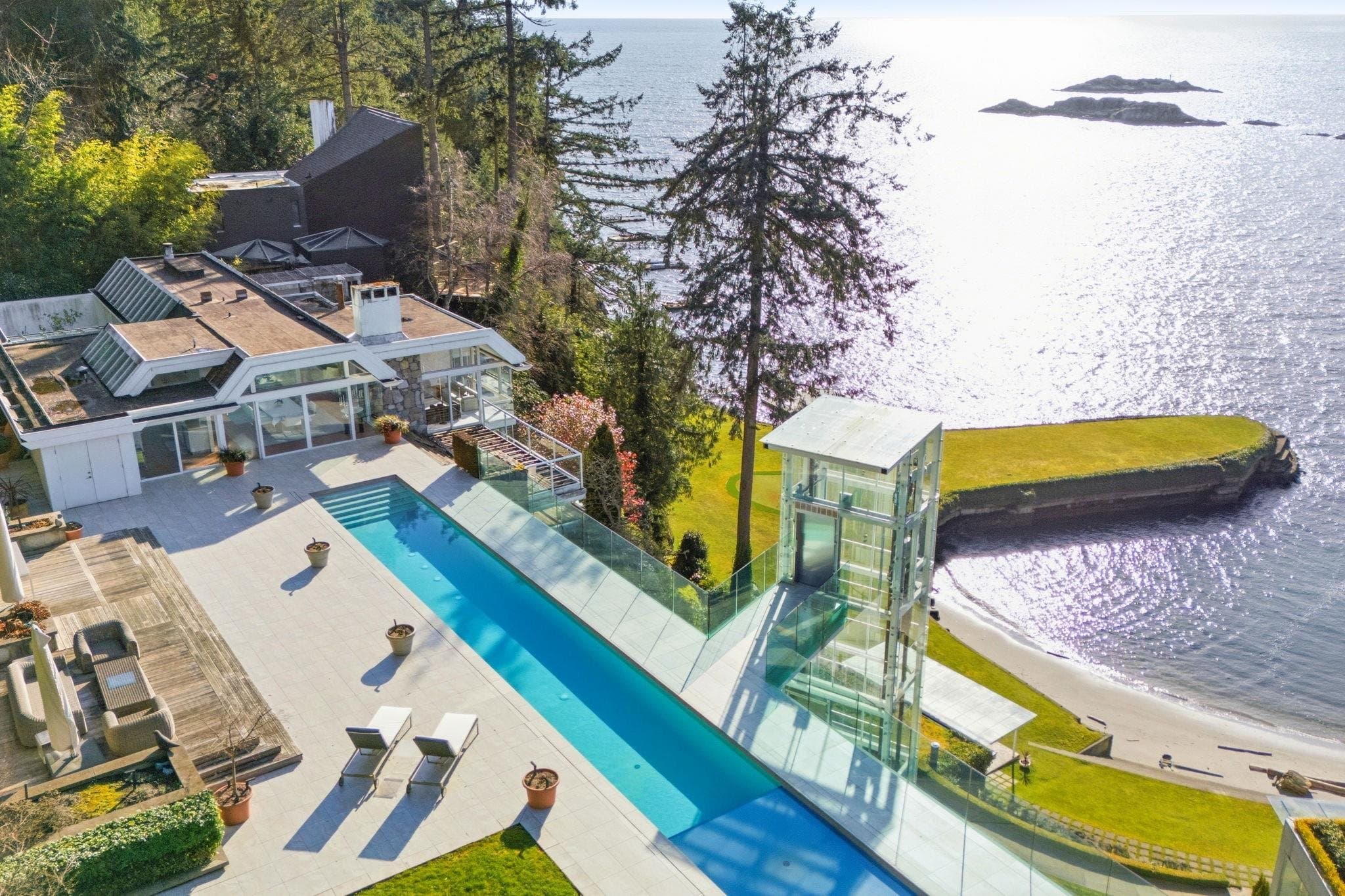 5210 Marine Drive, West Vancouver