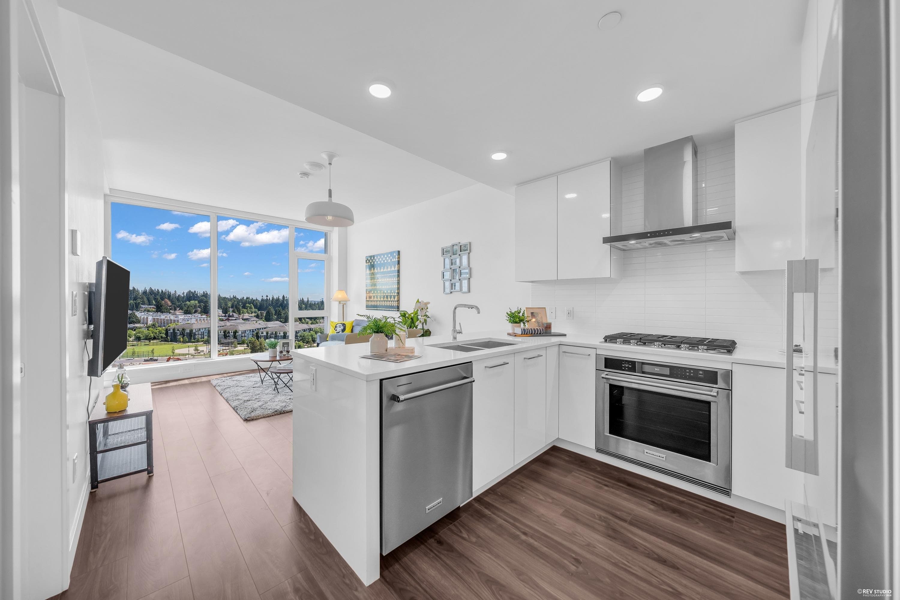 1304 - 518 Clarke Road, Coquitlam, V3J 0S7 — photo 4