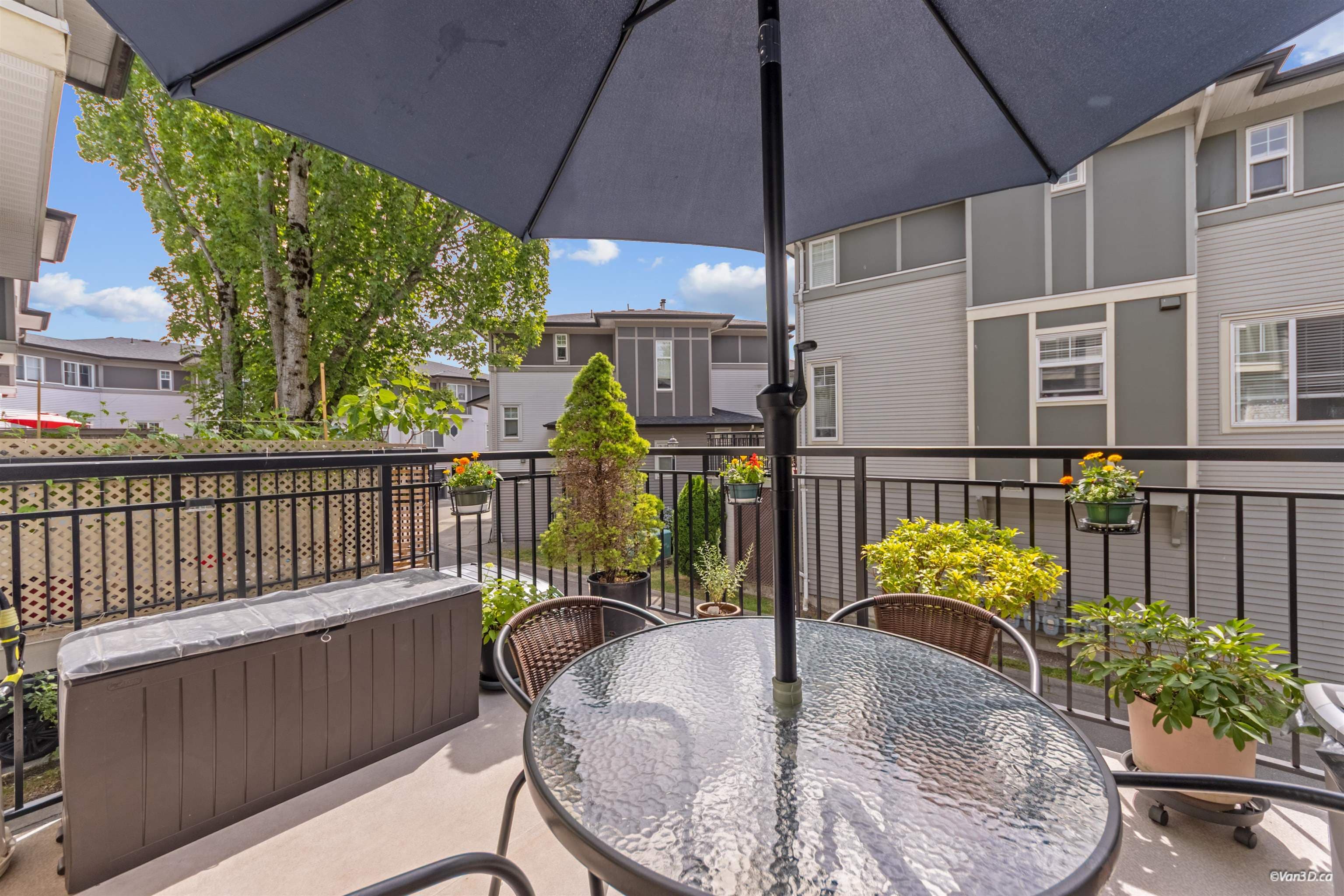 19 - 1010 Ewen Avenue, New Westminster, V3M 5C9 — photo 2