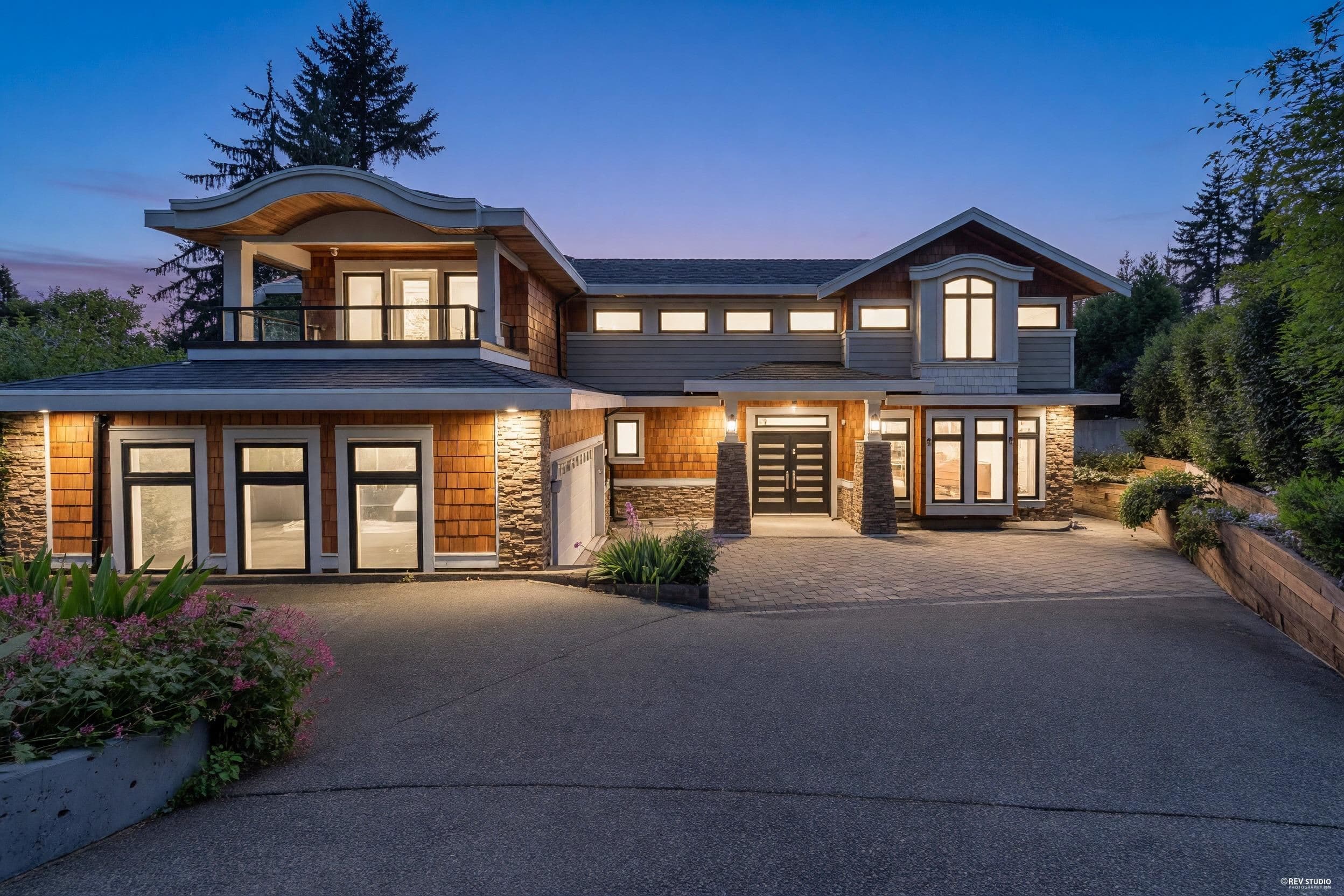 1360 Ottaburn Road, West Vancouver