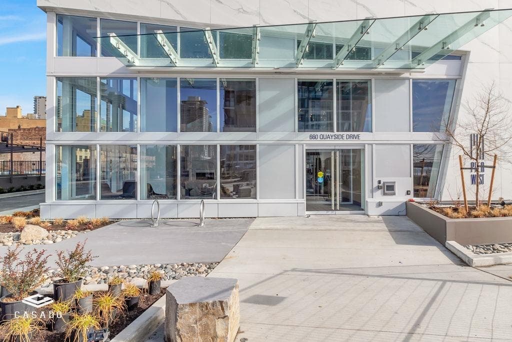 2905 - 660 Quayside Drive, New Westminster, V3M 0P1 — photo 4