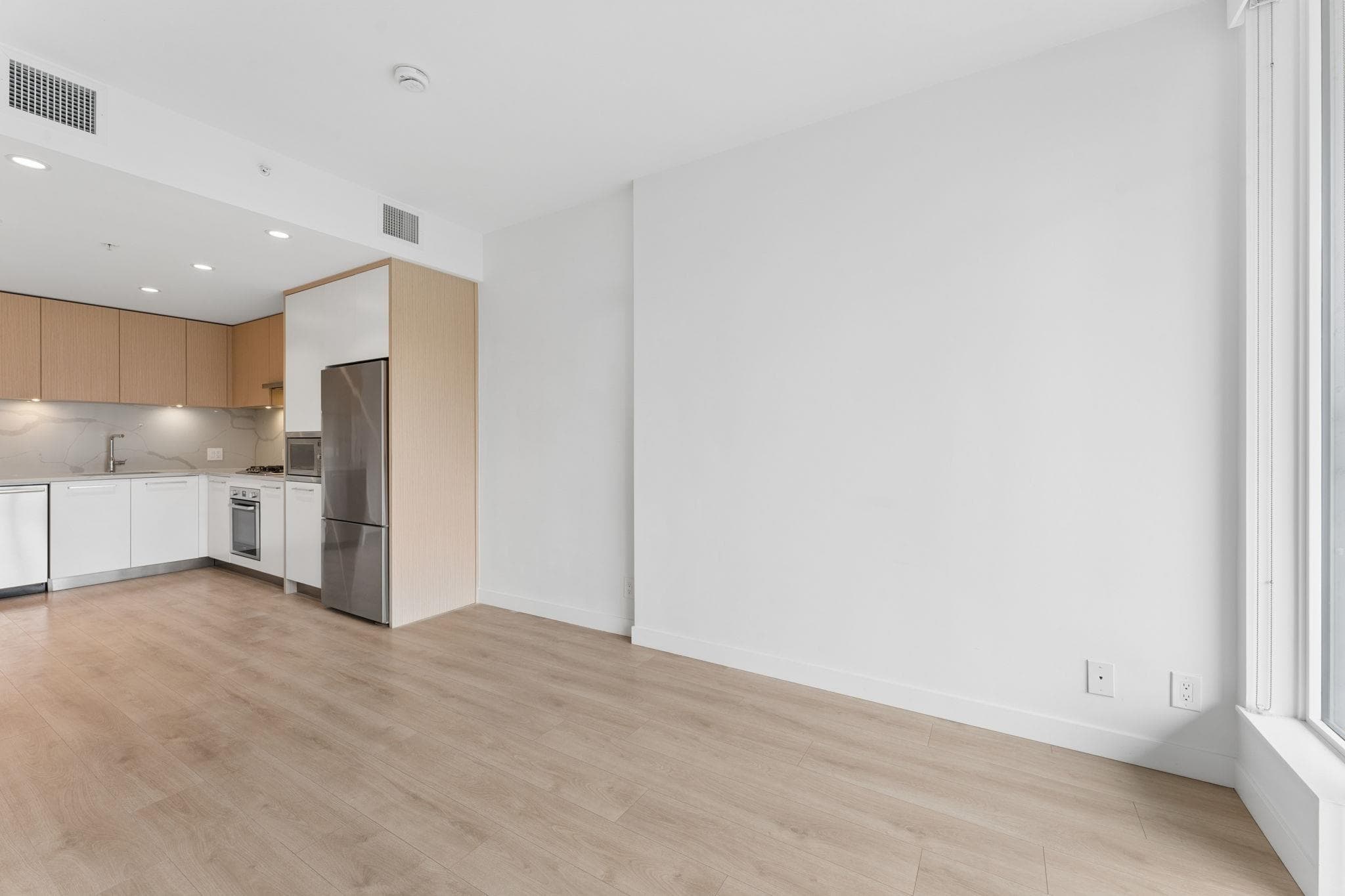 903 - 567 Clarke Road, Coquitlam, V3J 0K7 — photo 5