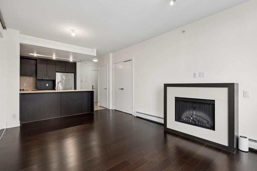 1208 - 1320 Chesterfield Avenue, North Vancouver, V7M 0A6 — photo 3