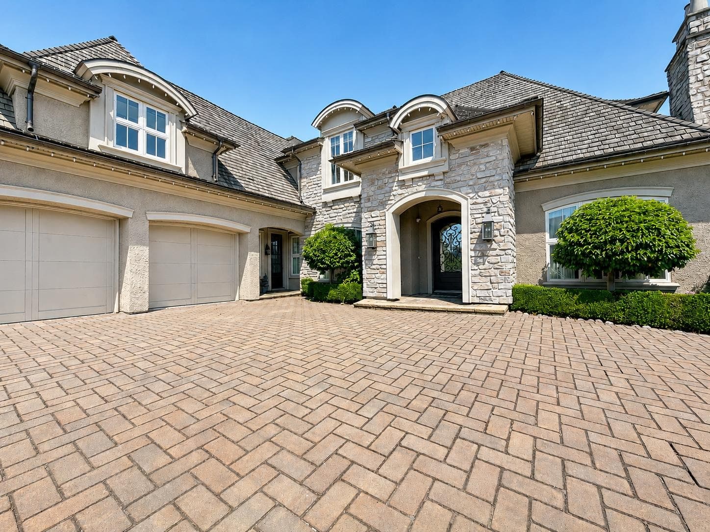 15957 39a Avenue, Surrey, V3Z 0Y3 — photo 1