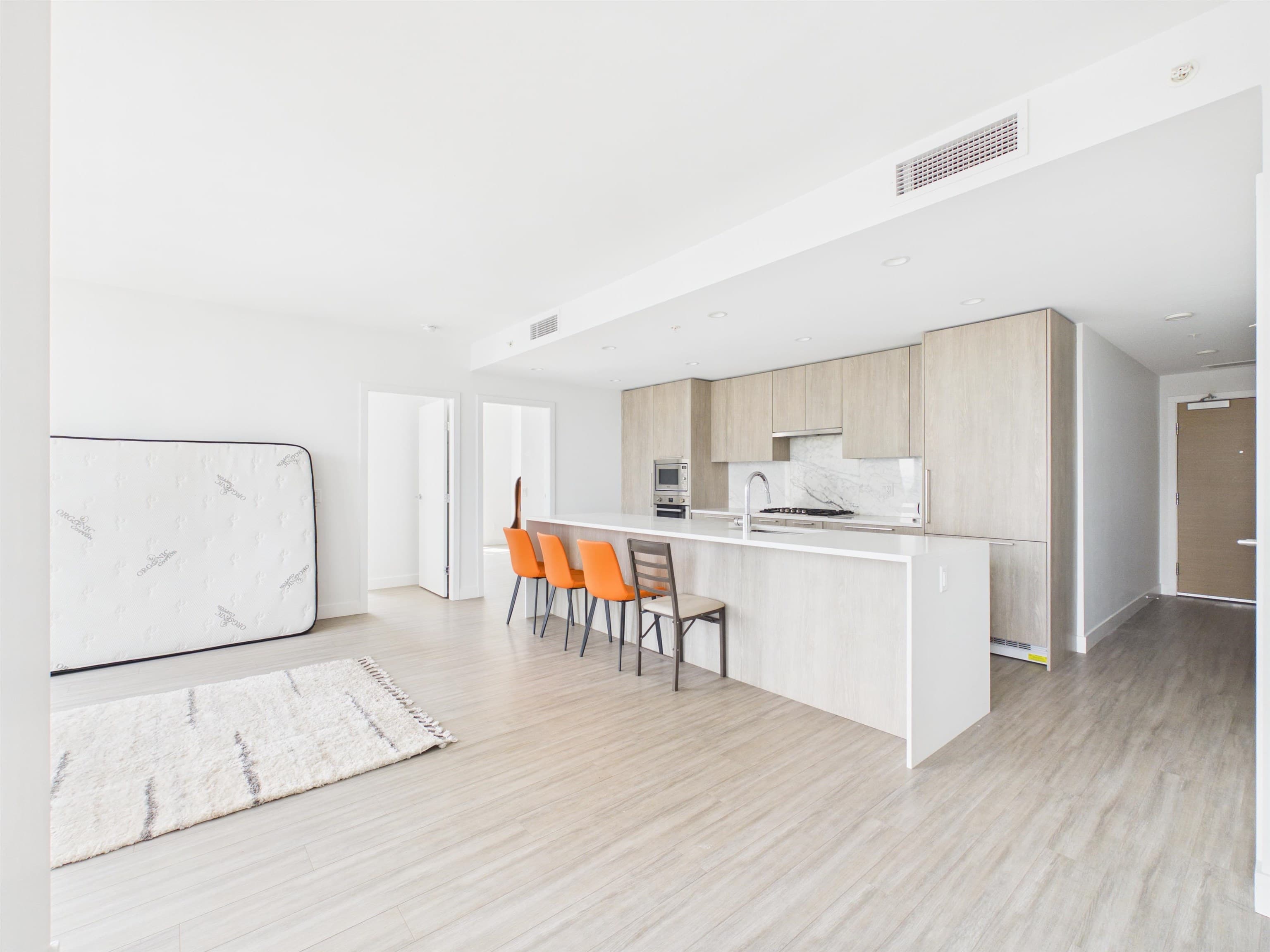 1601 - 6398 Silver Avenue, Burnaby, V5H 0K7 — photo 5