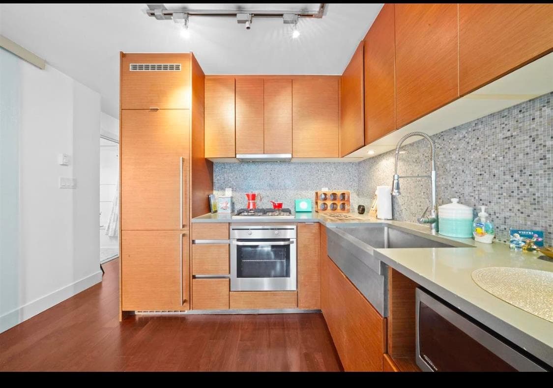 1606 - 565 Smithe Street, Vancouver, V6B 0E4 — photo 3
