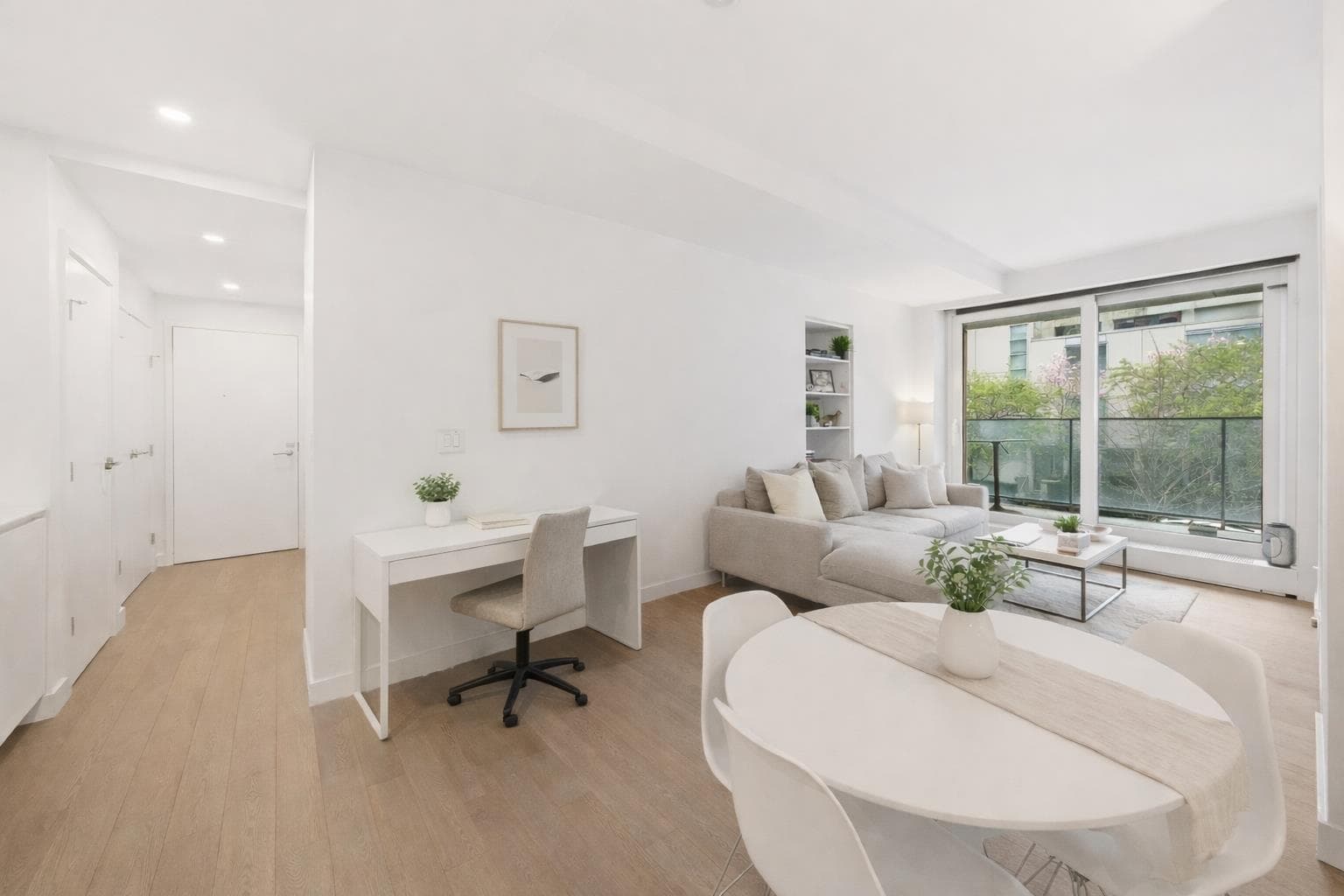 306 - 1480 Howe Street, Vancouver, V6Z 0G5 — photo 2