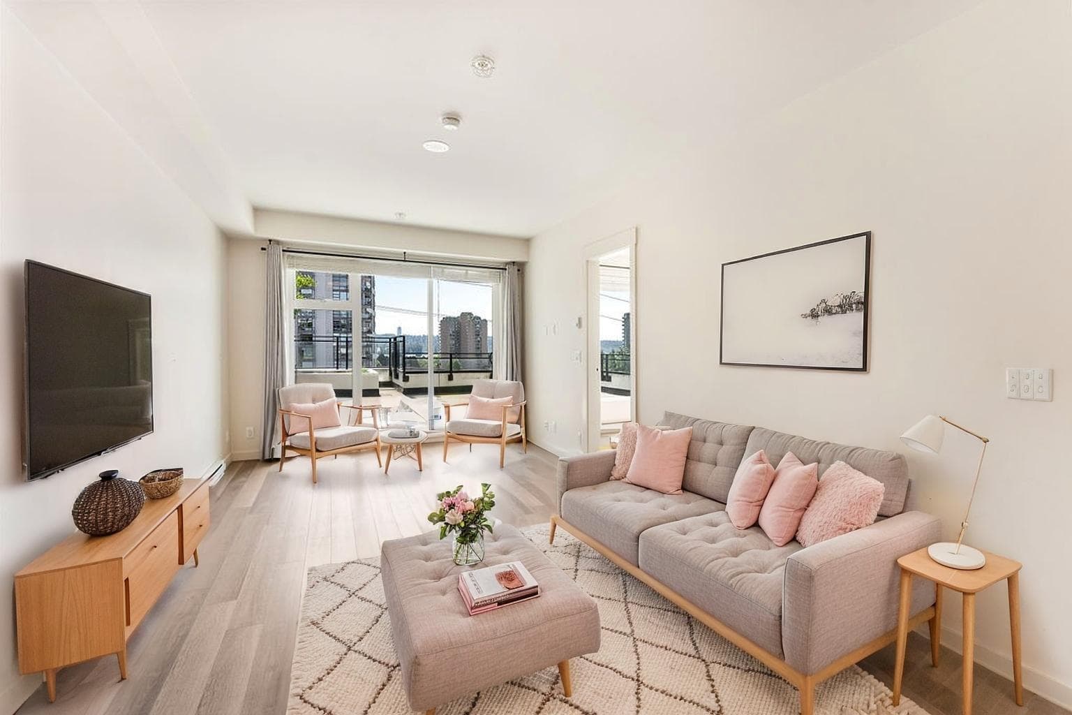209 - 1012 Auckland Street, New Westminster