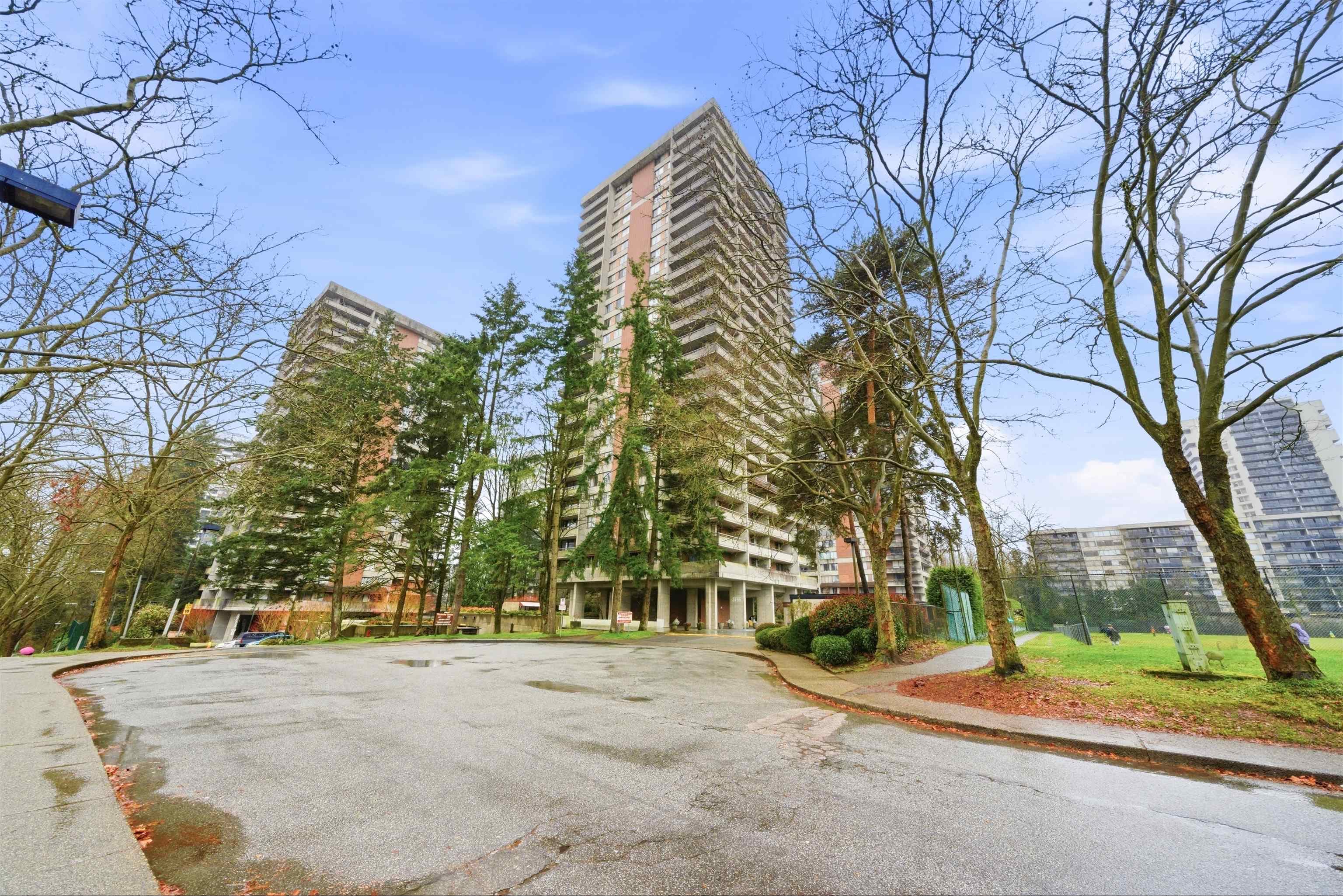 503 - 3755 Bartlett Court, Burnaby