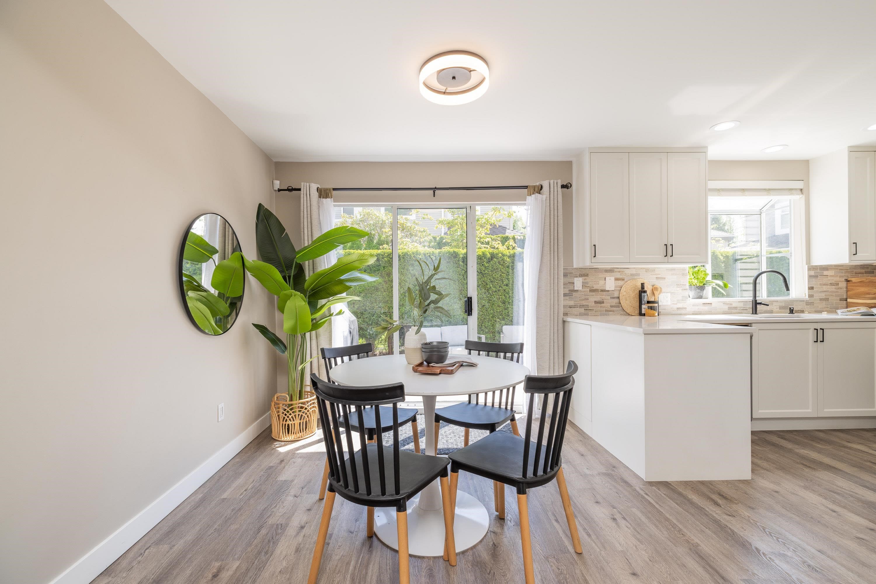 863 Roche Point Drive, North Vancouver, V7H 2W5 — photo 2
