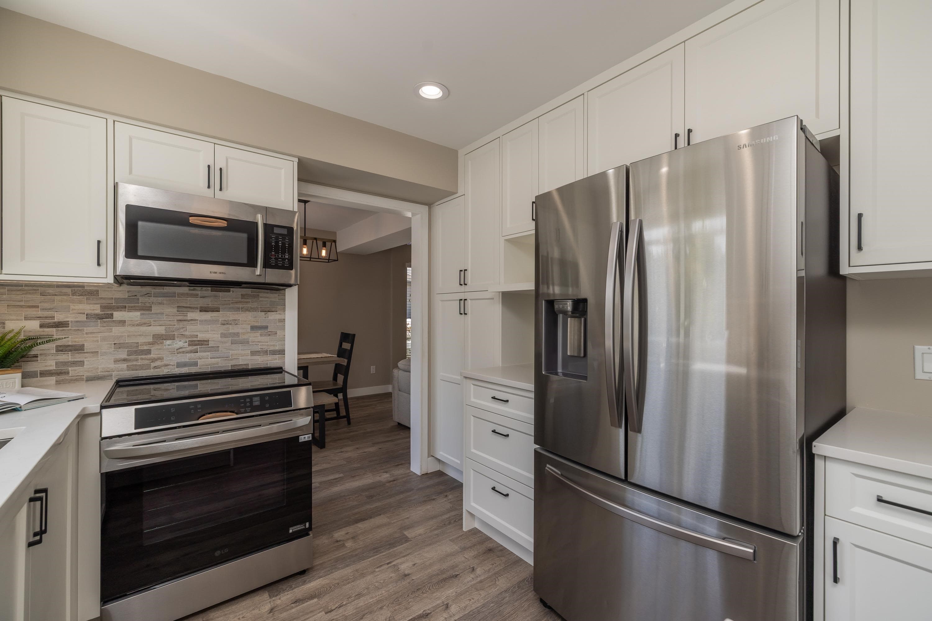 863 Roche Point Drive, North Vancouver, V7H 2W5 — photo 5