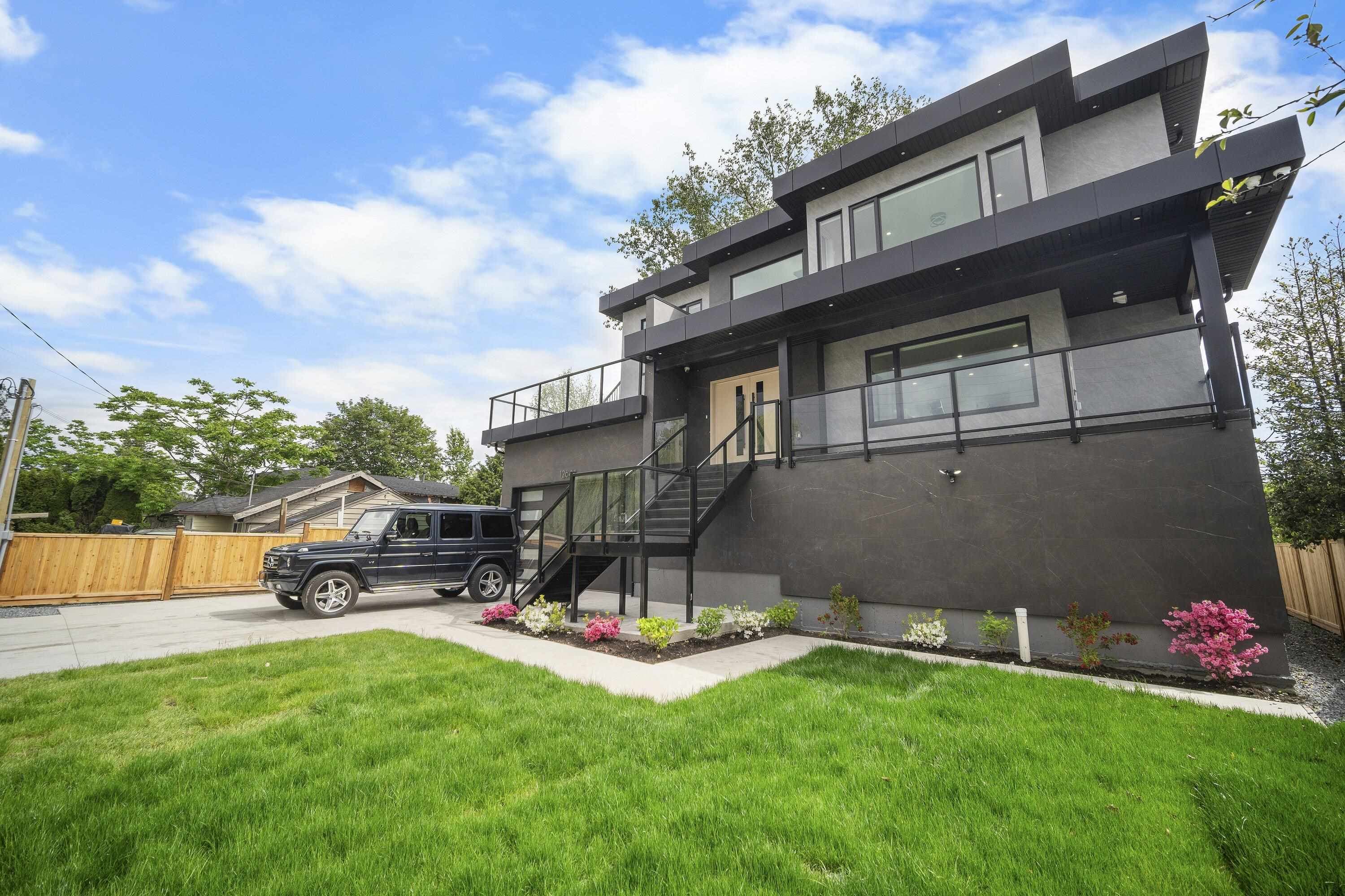 12644 113b Avenue, Surrey, V3V 3M9 — photo 2