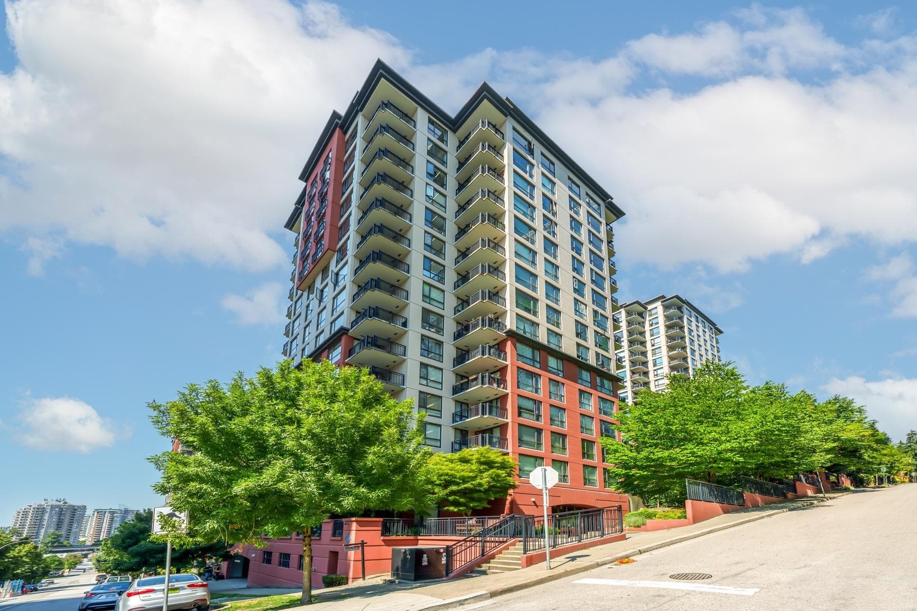 601 - 813 Agnes Street, New Westminster