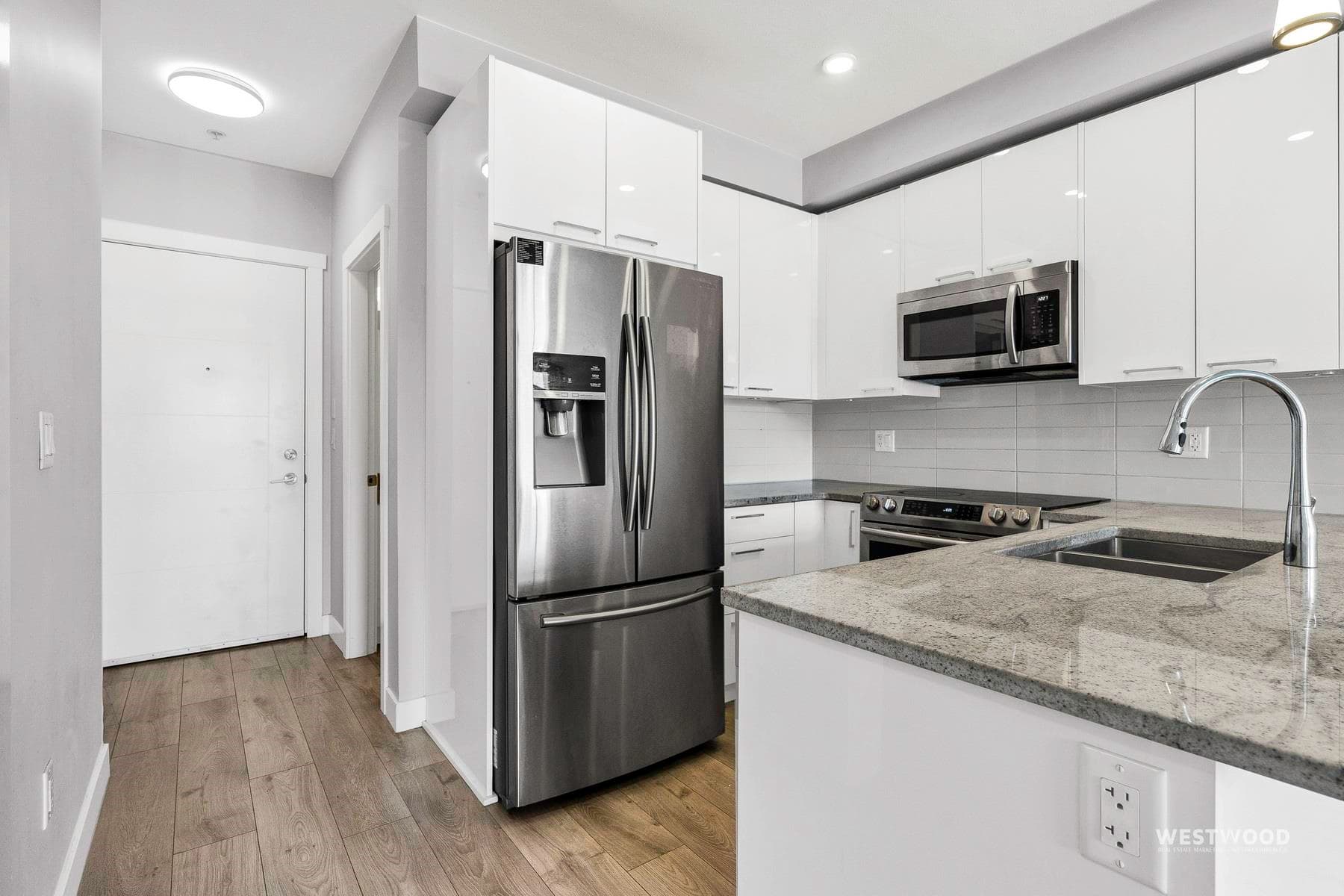 210 - 20696 Eastleigh Crescent, Langley, V3A 0M3 — photo 3