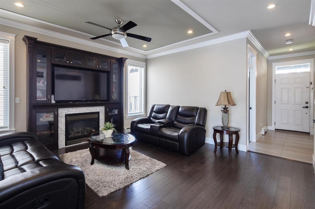 14948 60 Avenue, Surrey, V3S 1R9 — photo 2