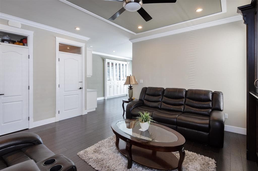 14948 60 Avenue, Surrey, V3S 1R9 — photo 3