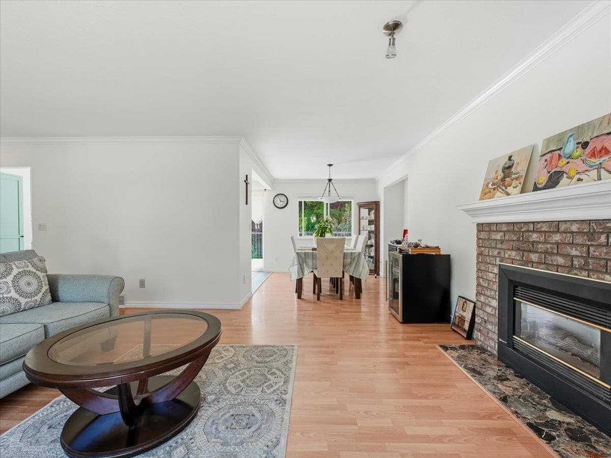 1024 160a Street, Surrey, V4A 7Z5 — photo 4
