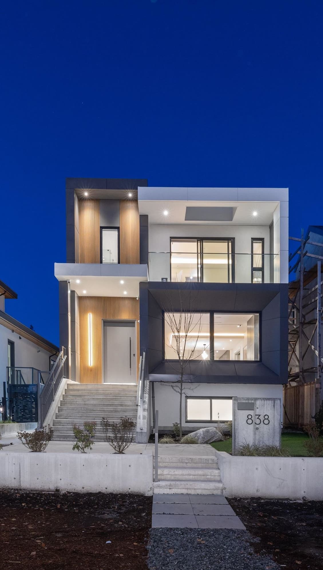 838 E 14th Street, North Vancouver