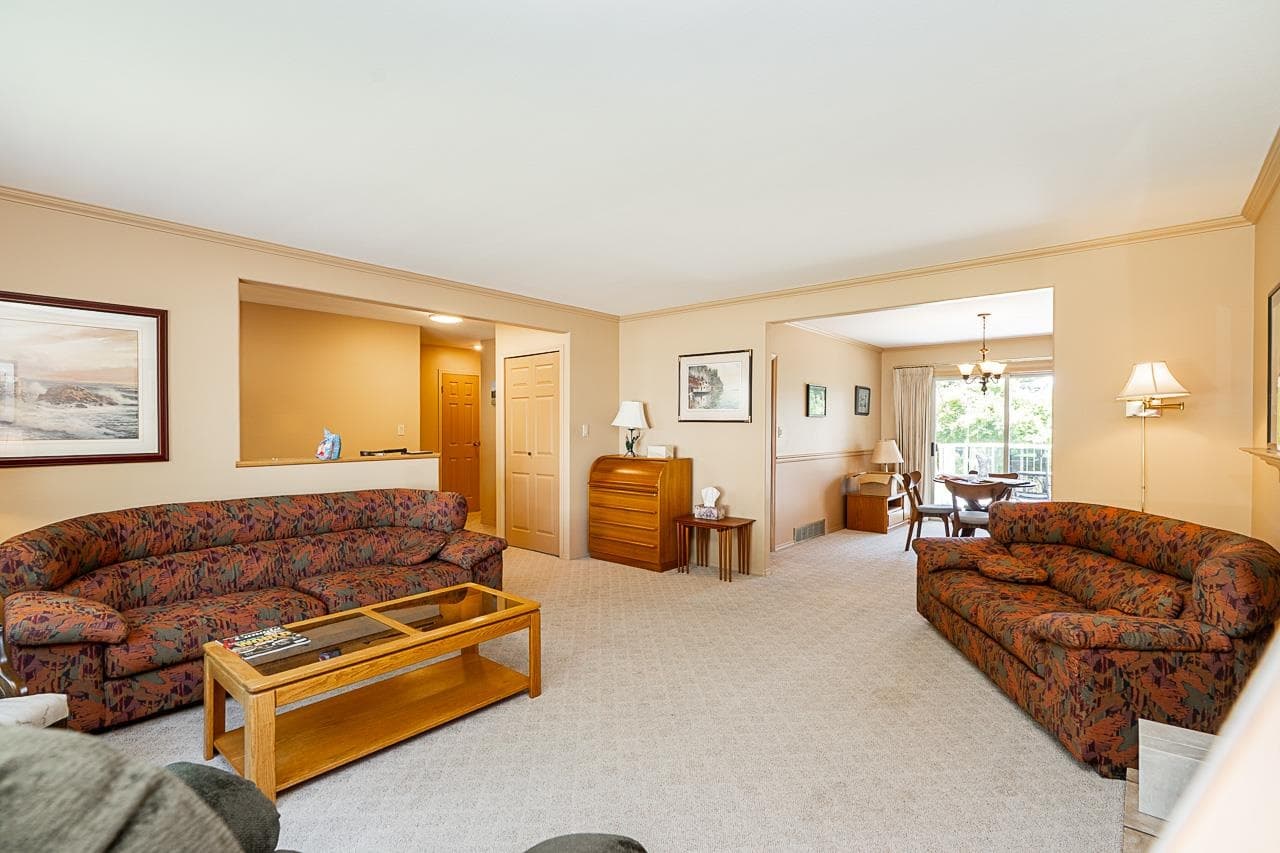 13852 Malabar Avenue, White Rock, V4B 2X9 — photo 5