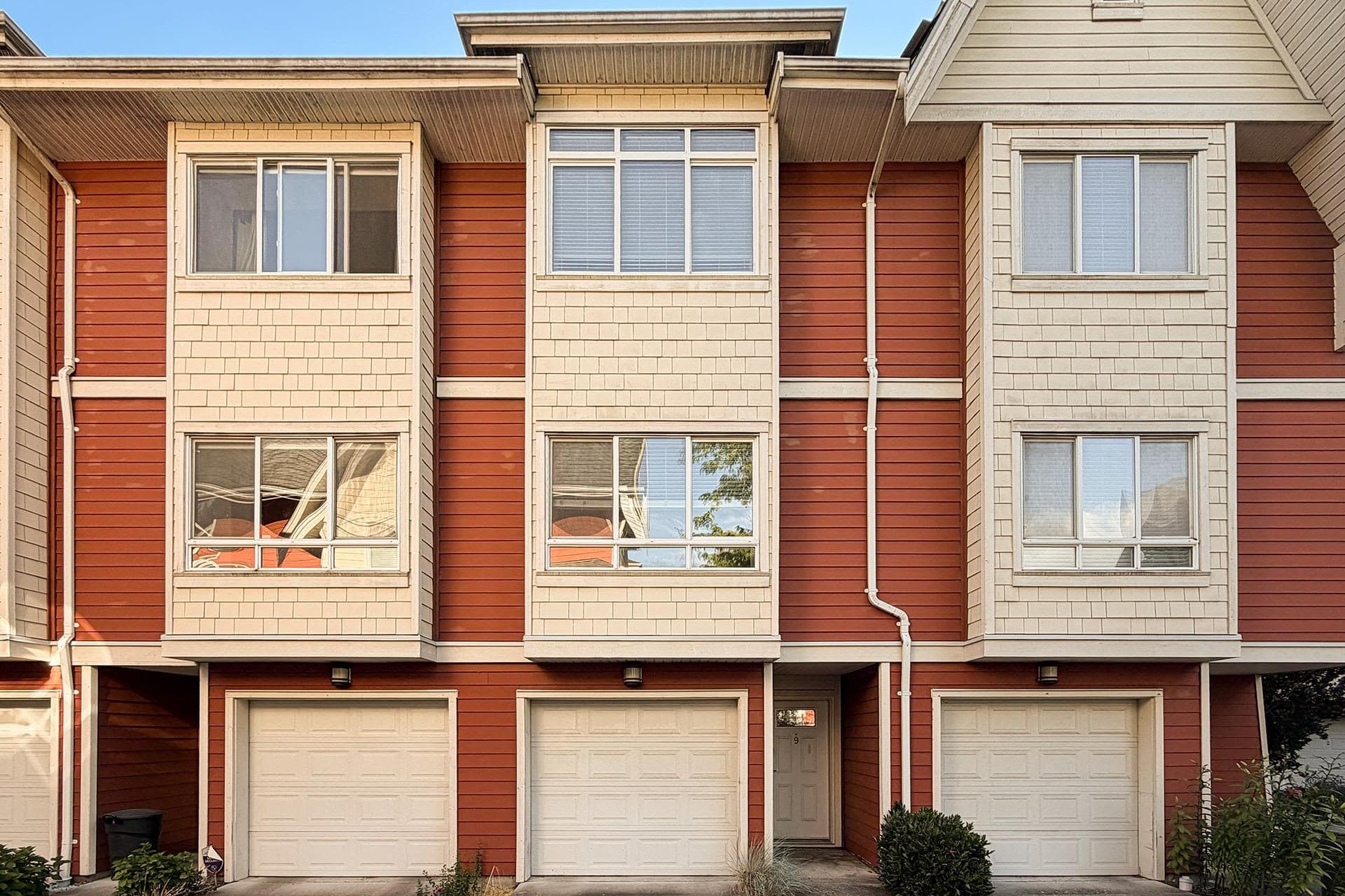 9 - 9308 Keefer Avenue, Richmond