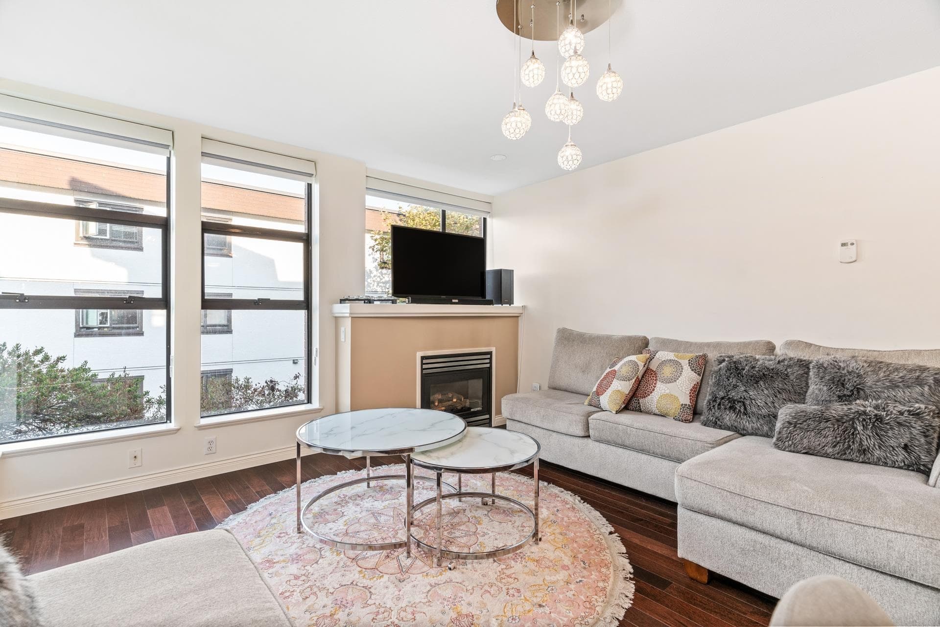 411 - 345 Lonsdale Avenue, North Vancouver, V7M 3M9 — photo 5