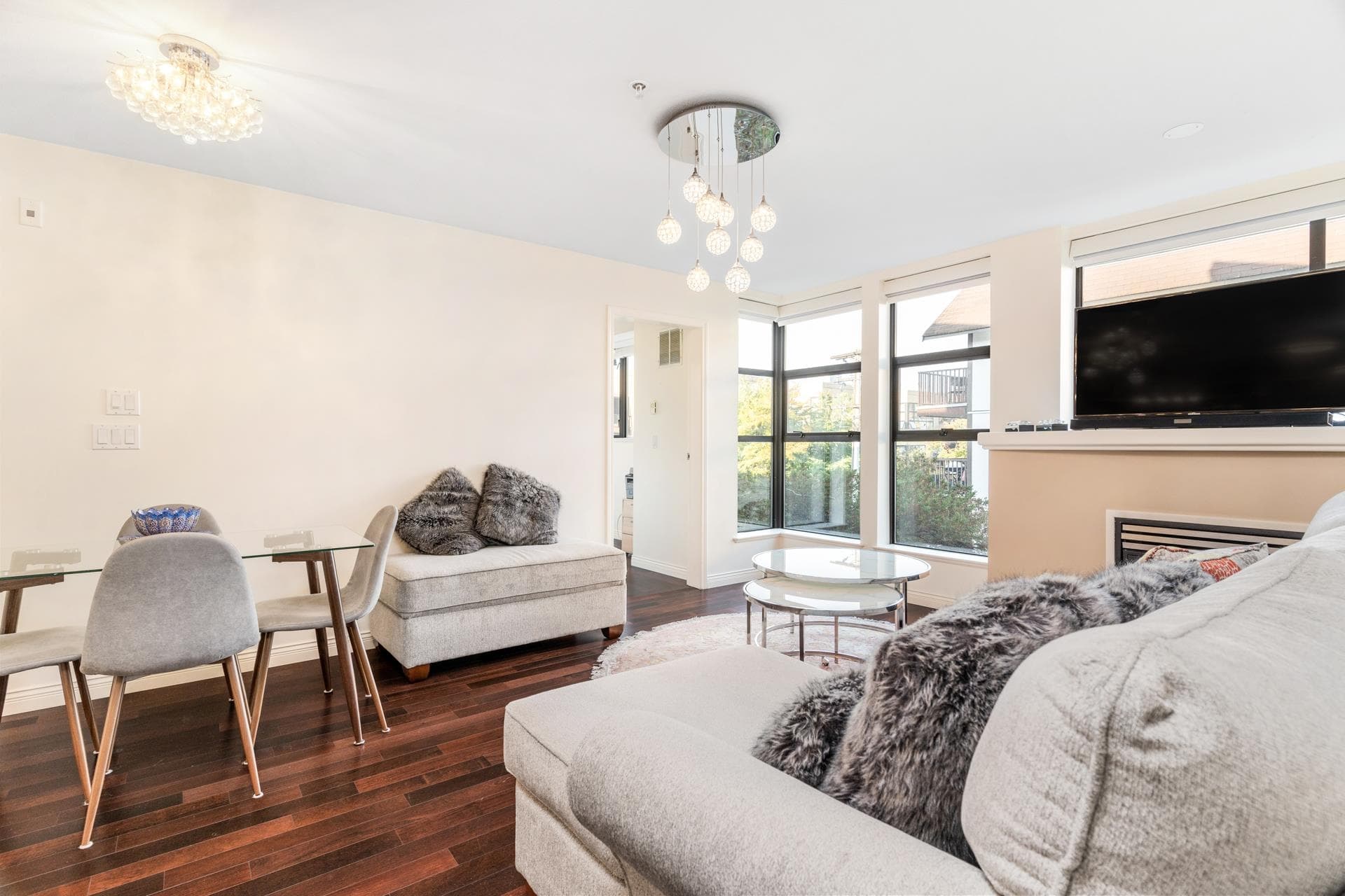 411 - 345 Lonsdale Avenue, North Vancouver, V7M 3M9 — photo 4