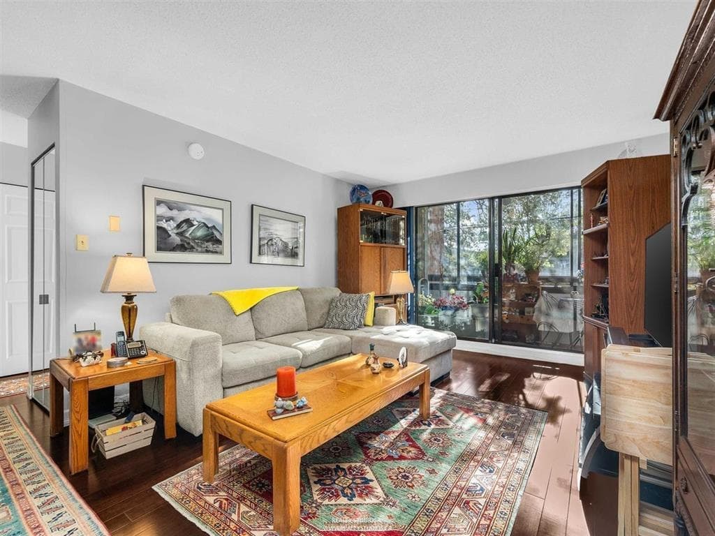 106 - 515 Eleventh Street, New Westminster