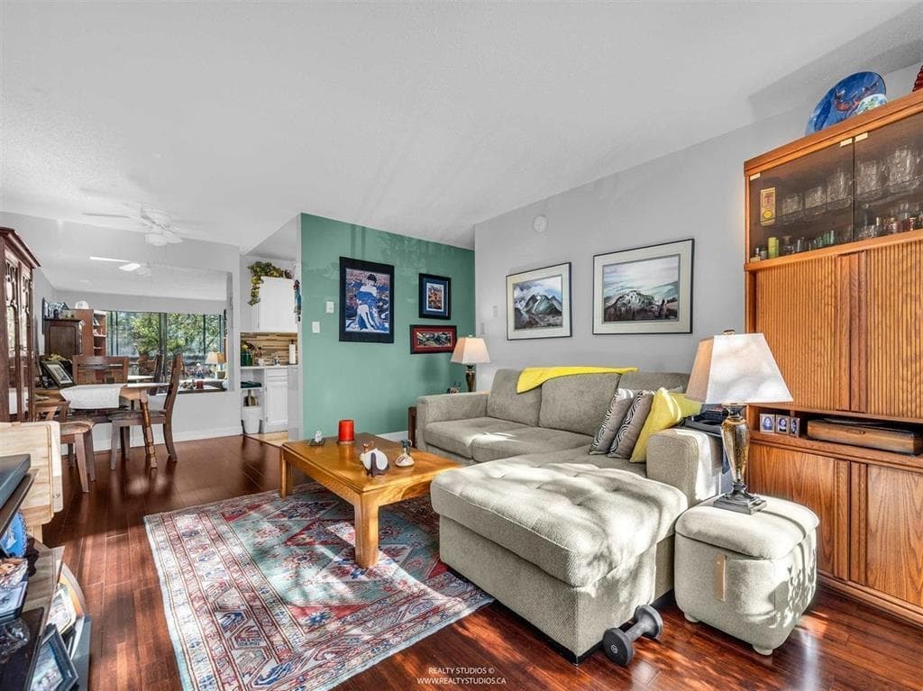 106 - 515 Eleventh Street, New Westminster, V3M 4G4 — photo 4