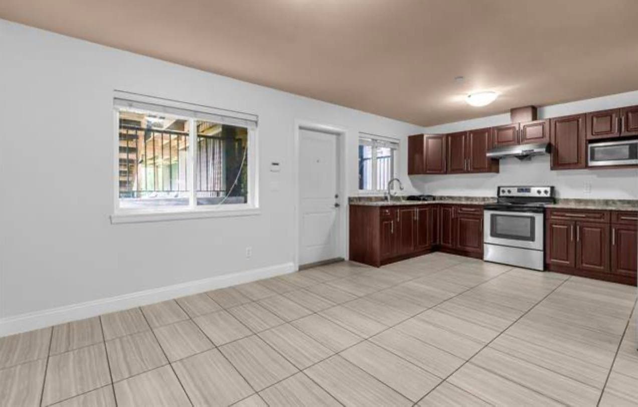 Suite - 11603 River Wynd, Maple Ridge, V2X 7G9 — photo 5
