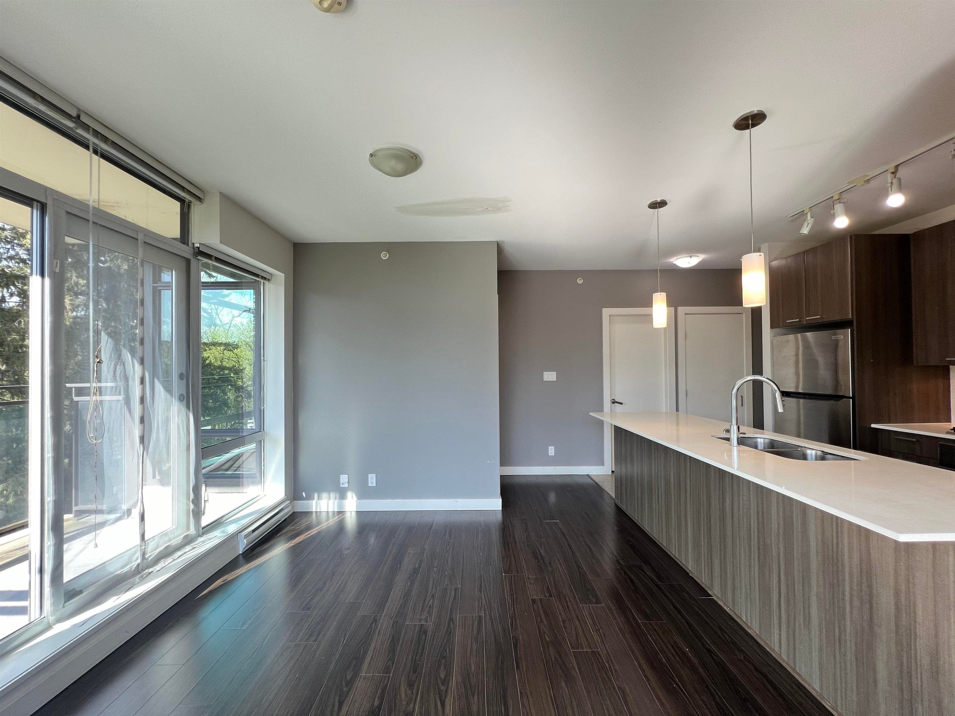 602 - 2789 Shaughnessy Street, Port Coquitlam, V3C 6K5 — photo 2
