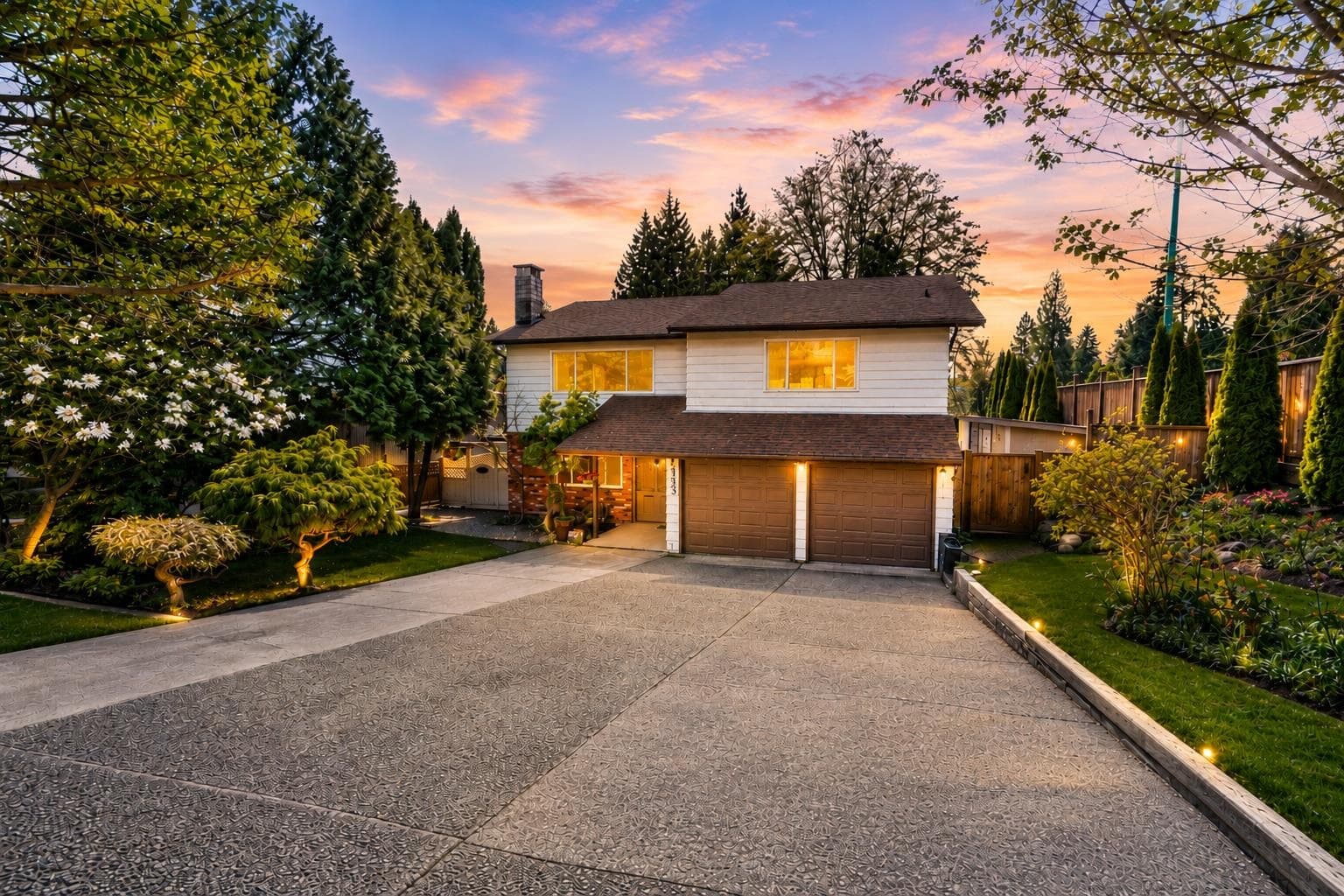 2333 Kirkstone Road, North Vancouver