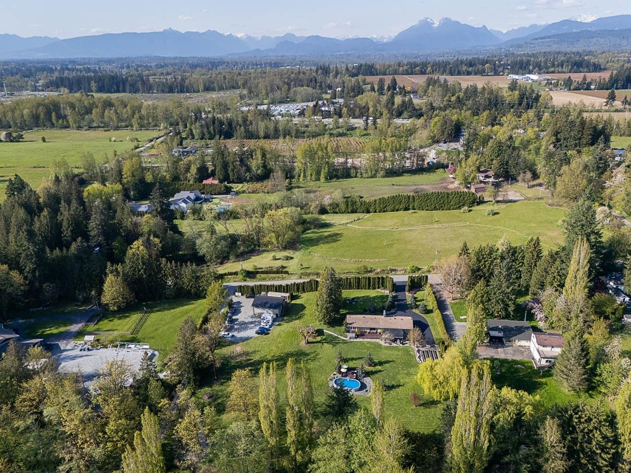 23742 68 Avenue, Langley, V2Y 2H7 — photo 2