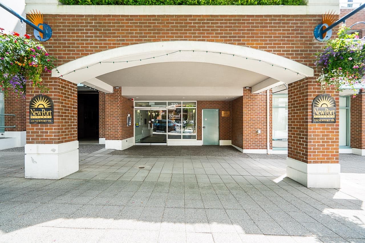 213 - 220 Newport Drive, Port Moody