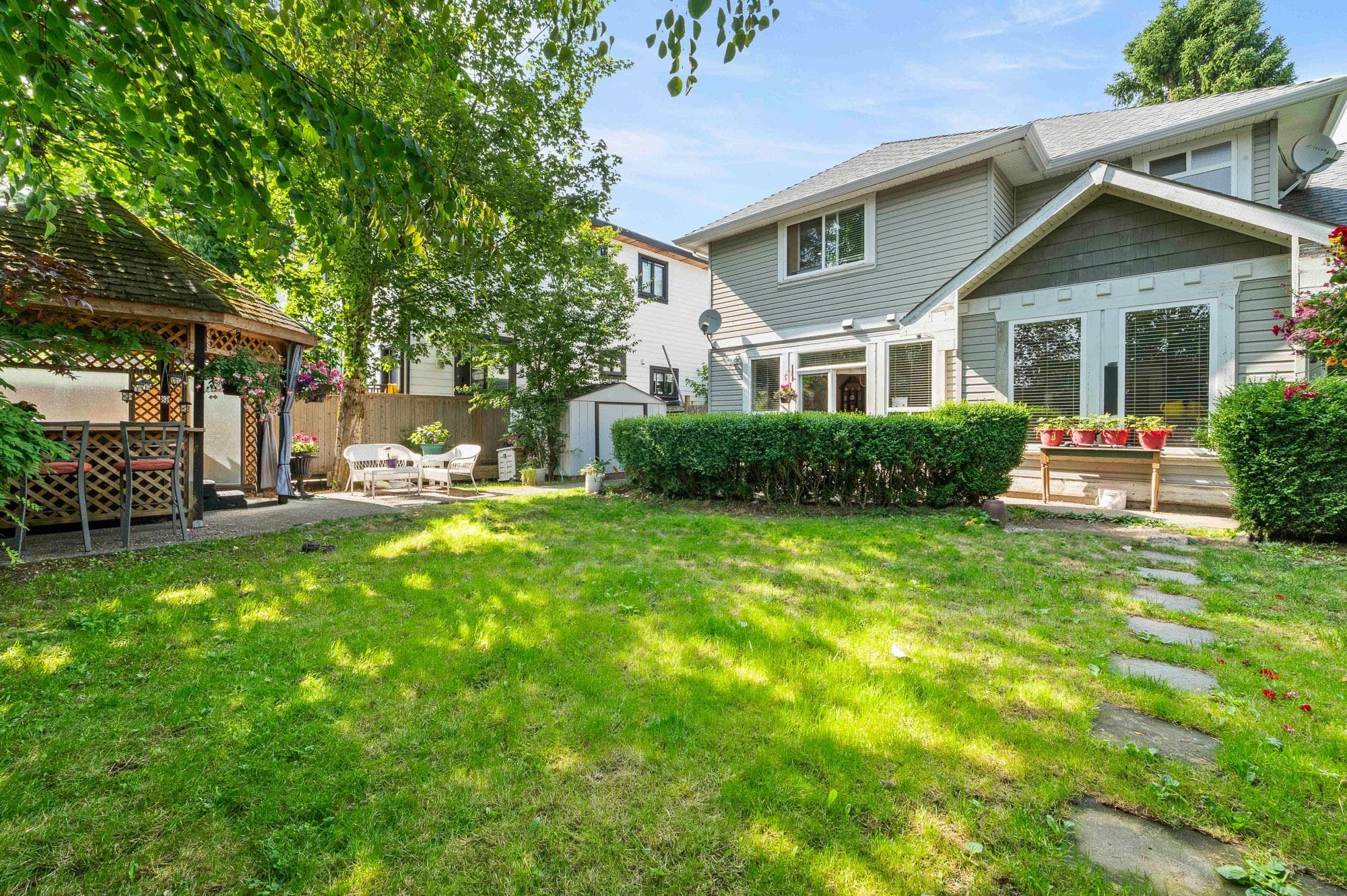 14262 71 Avenue, Surrey