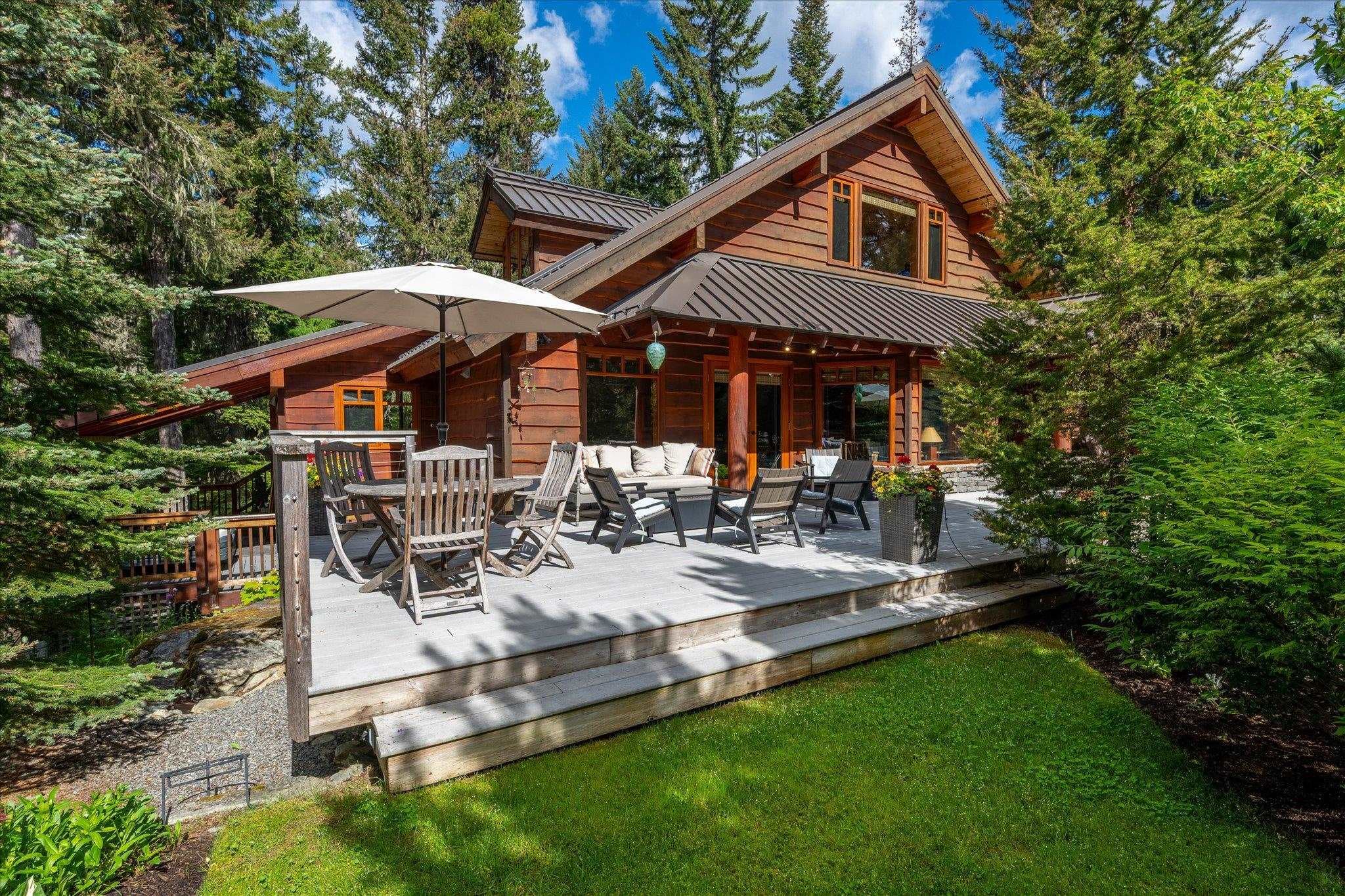 9583 Emerald Drive, Whistler