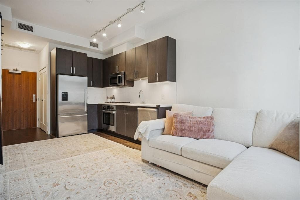 62 W 1st Avenue, Vancouver, V5Y 0K4 — photo 5