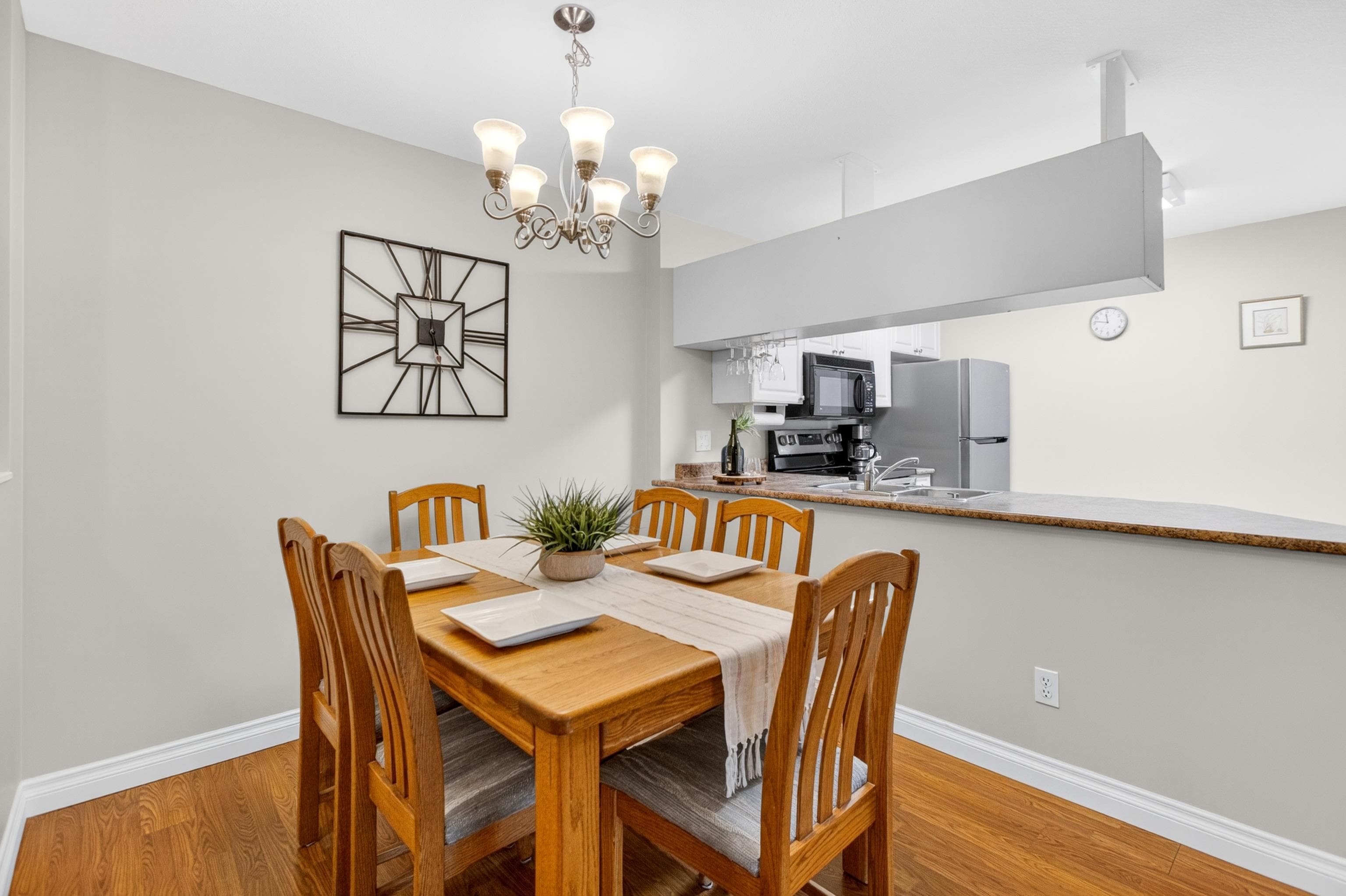 103 - 11960 Harris Road, Pitt Meadows, V3Y 2R1 — photo 4