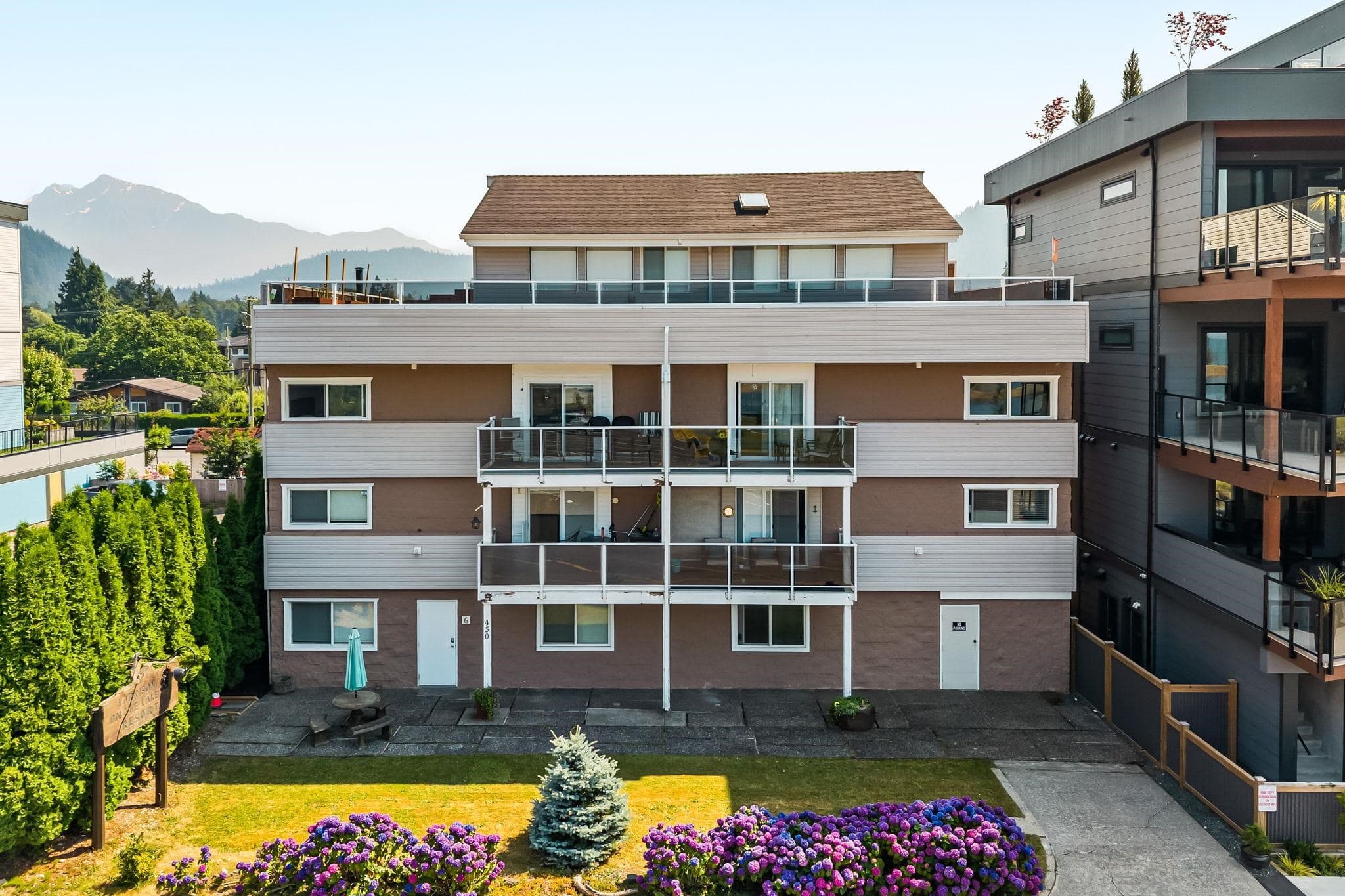 20 - 450 Esplanade Avenue, Harrison Hot Springs