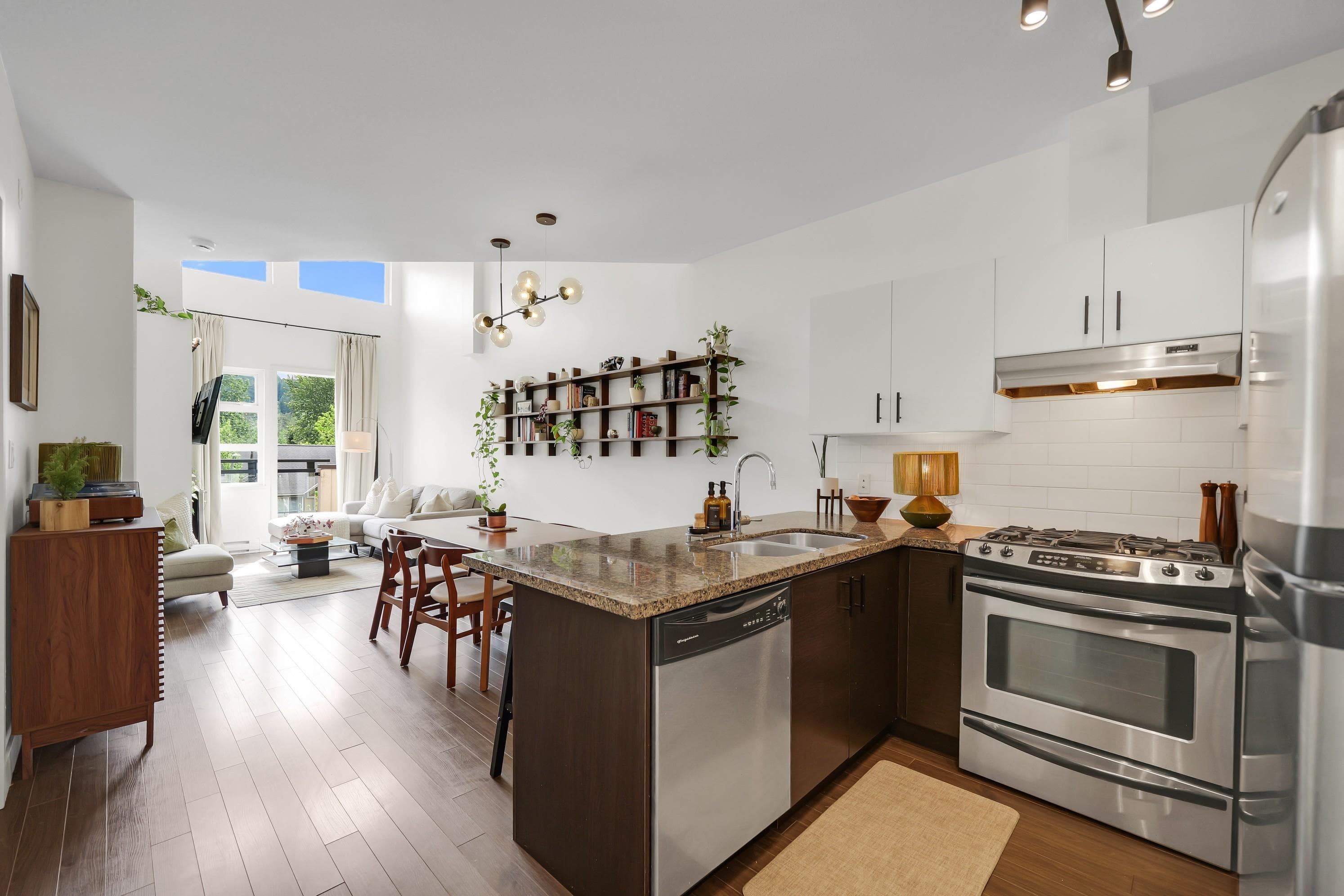 310 - 41105 Tantalus Road, Squamish, V8B 0N3 — photo 3