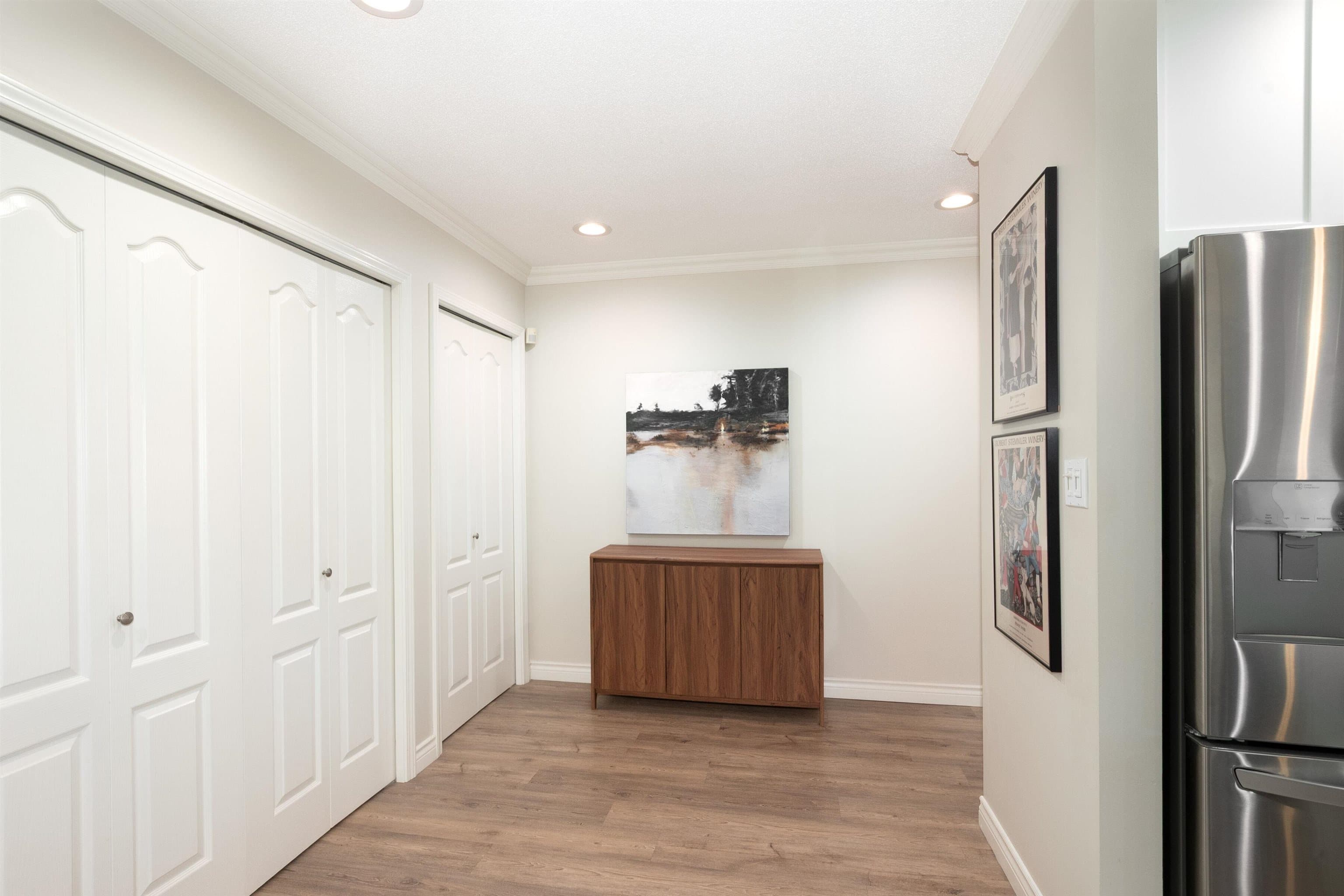 706 - 1500 Ostler Court, North Vancouver, V7G 2S2 — photo 3