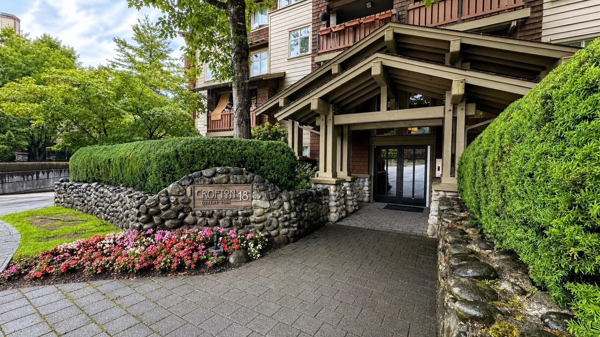 205 - 18 Smokey Smith Place, New Westminster