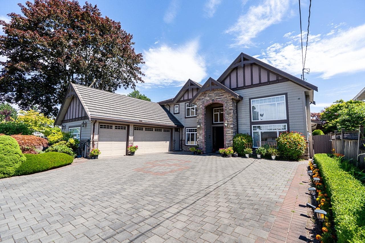 8800 Moore Road, Richmond