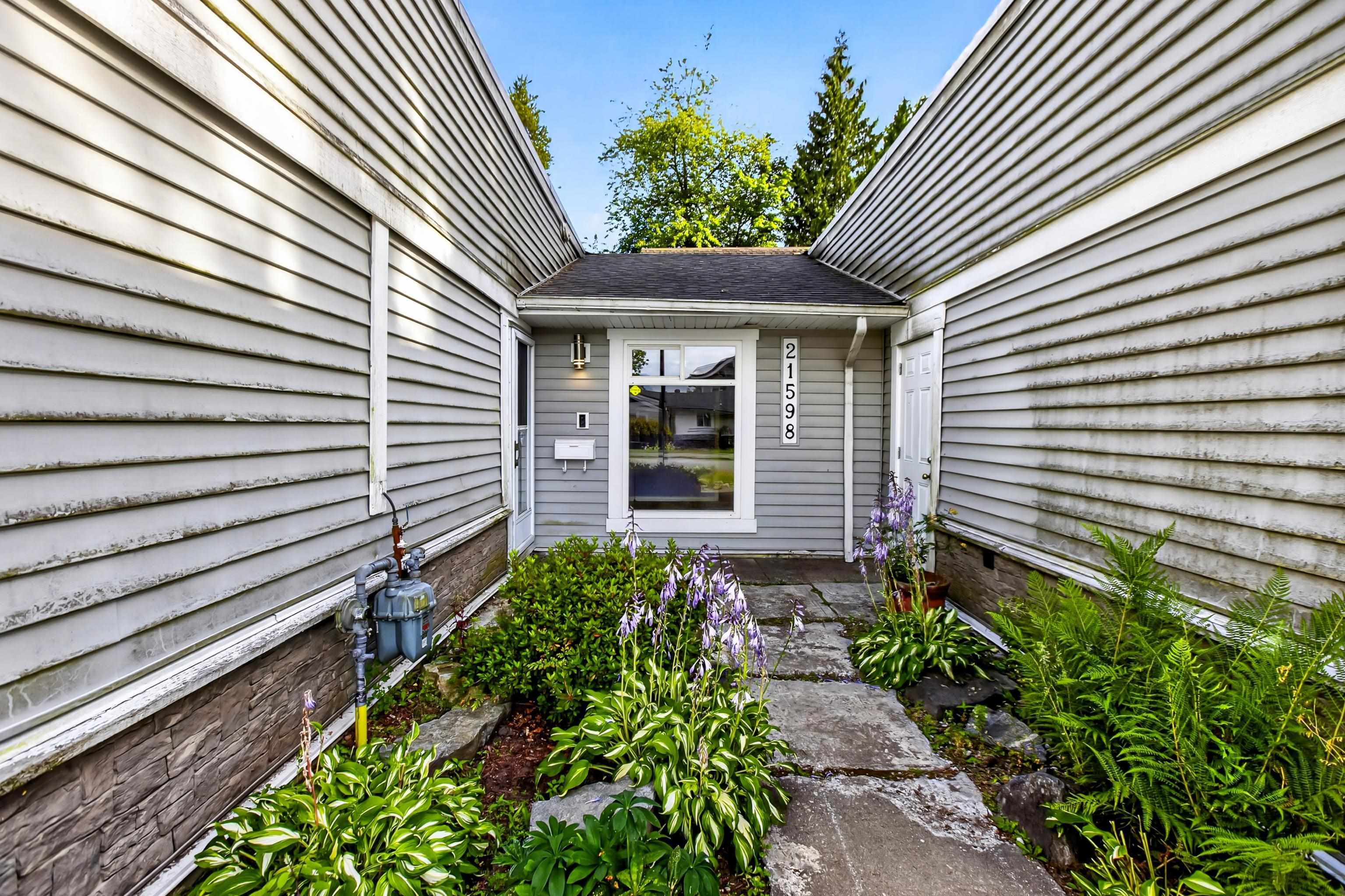 21598 Spring Avenue, Maple Ridge, V4R 2K6 — photo 3