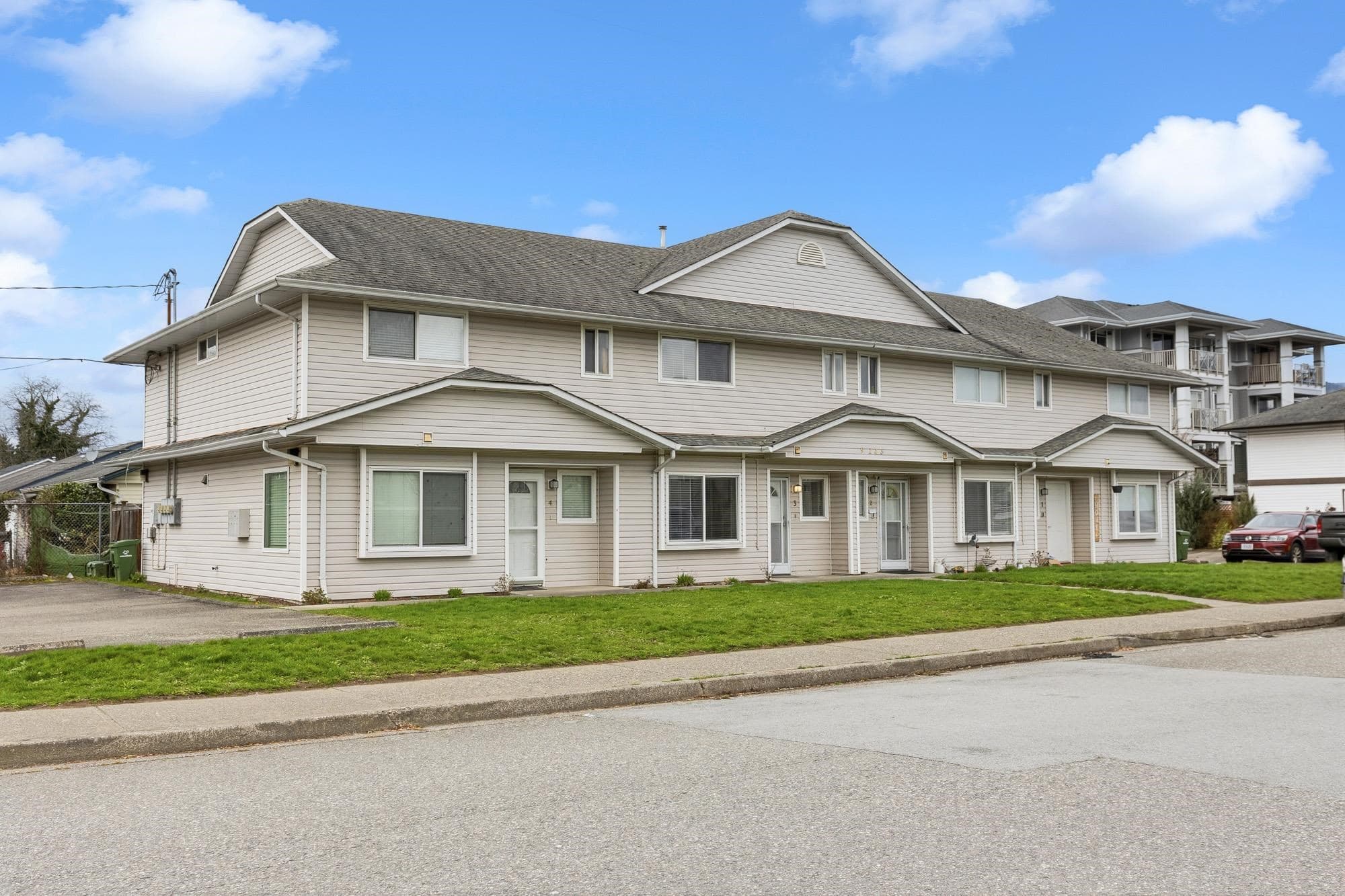 1,2,3,4 - 9145 Charles Street, Chilliwack, V2P 7Y6 — photo 3