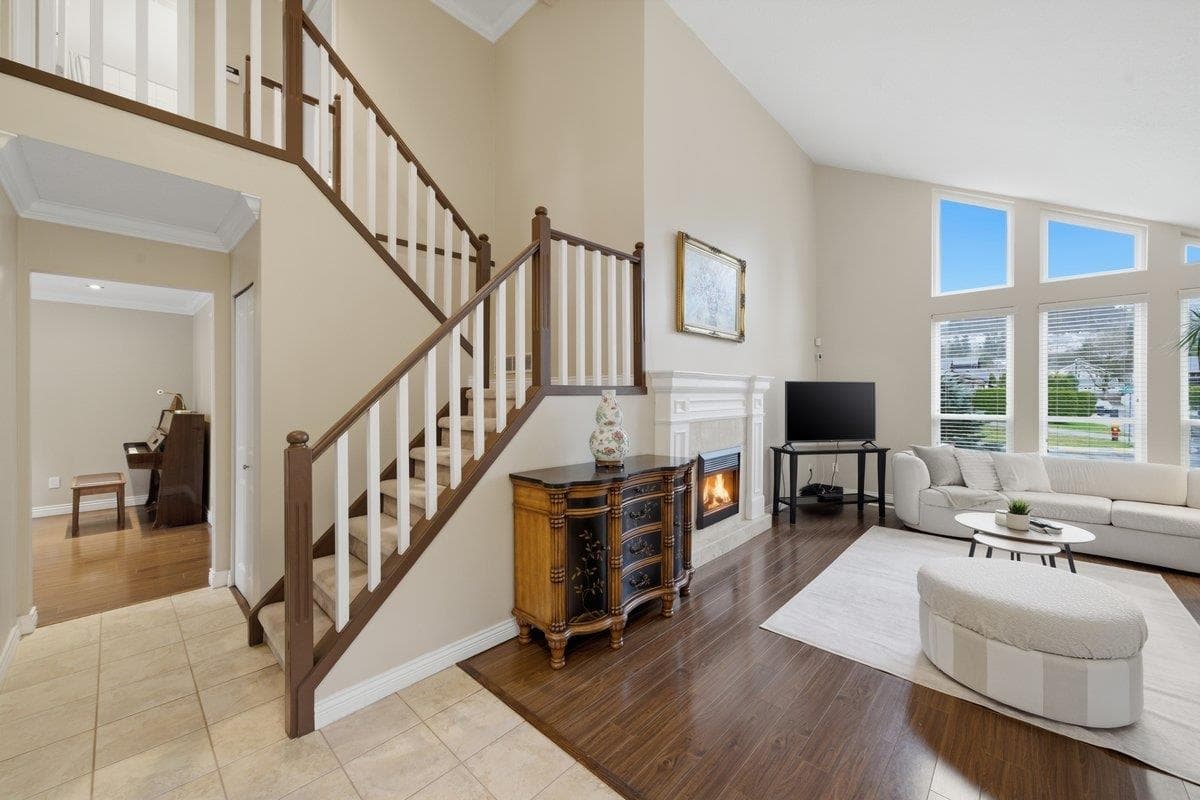 2808 Mccoomb Drive, Coquitlam, V3B 6B3 — photo 2