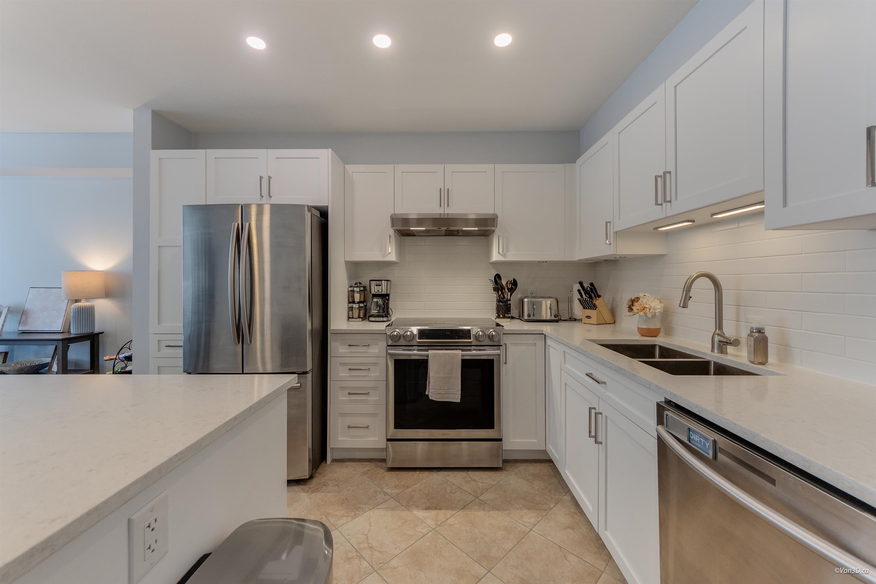 214 - 19677 Meadow Gardens Way, Pitt Meadows, V3Y 0A2 — photo 4